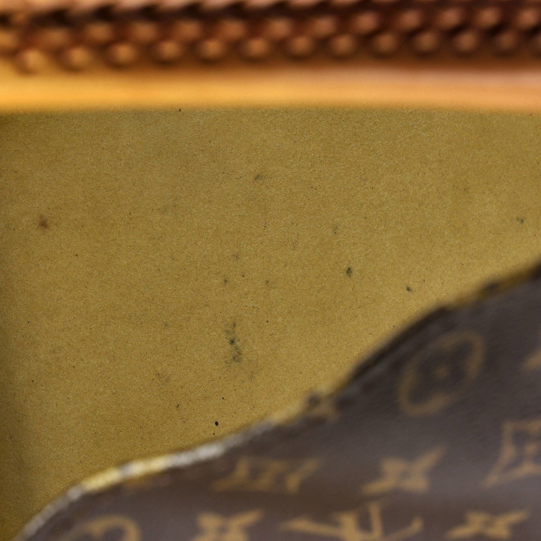 Louis Vuitton Artsy Handbag Size ONE SIZE - 5 Thumbnail