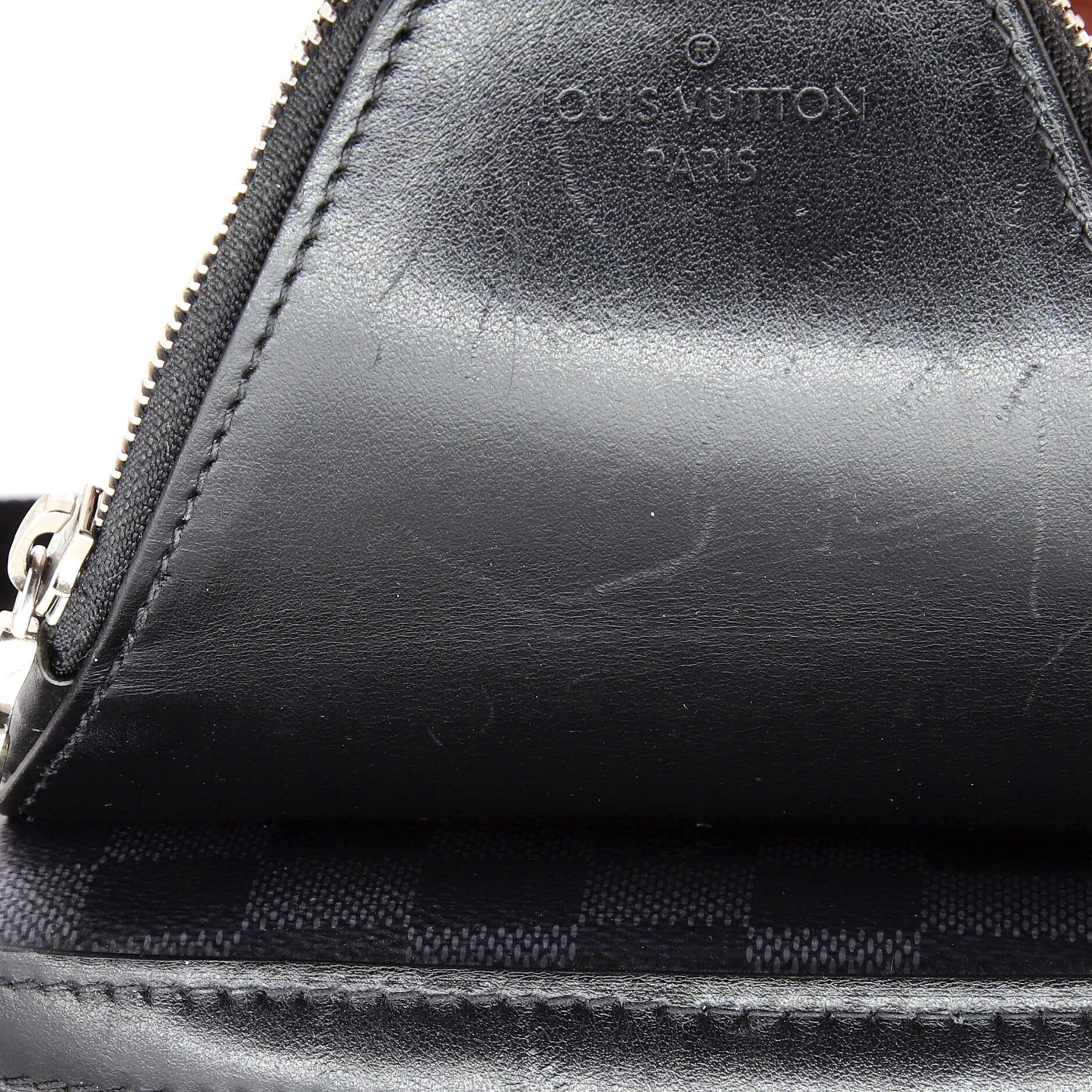 Louis Vuitton Avenue Sling Bag Size ONE SIZE - 6 Thumbnail