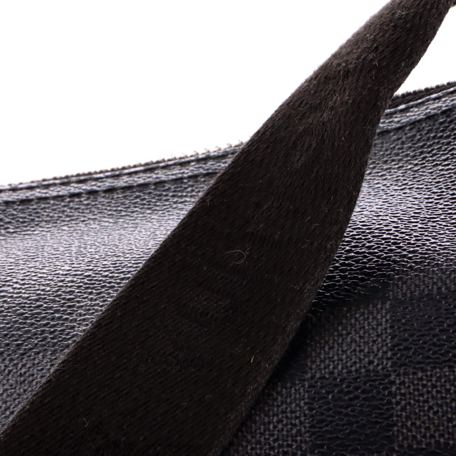 Louis Vuitton Mick Messenger Bag Size ONE SIZE - 7 Thumbnail
