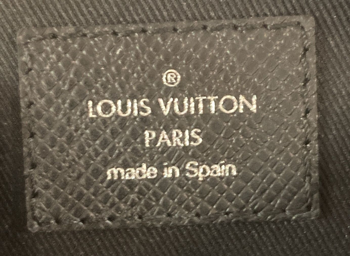 Louis Vuitton Avenue Sling Bag Size ONE SIZE - 9 Thumbnail