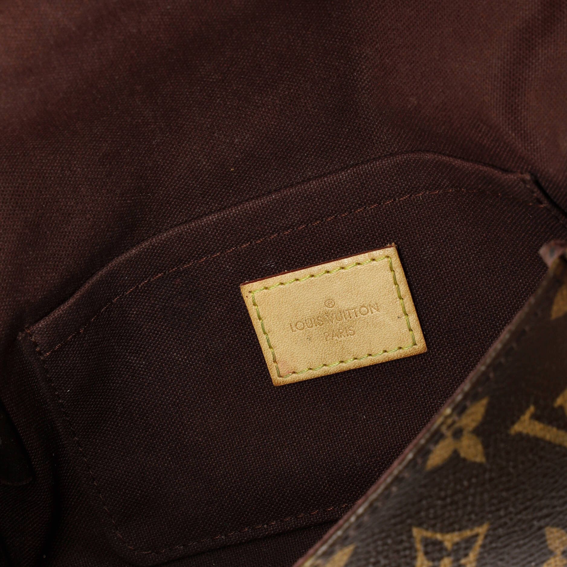 Louis Vuitton Favorite Handbag Size ONE SIZE - 6 Thumbnail