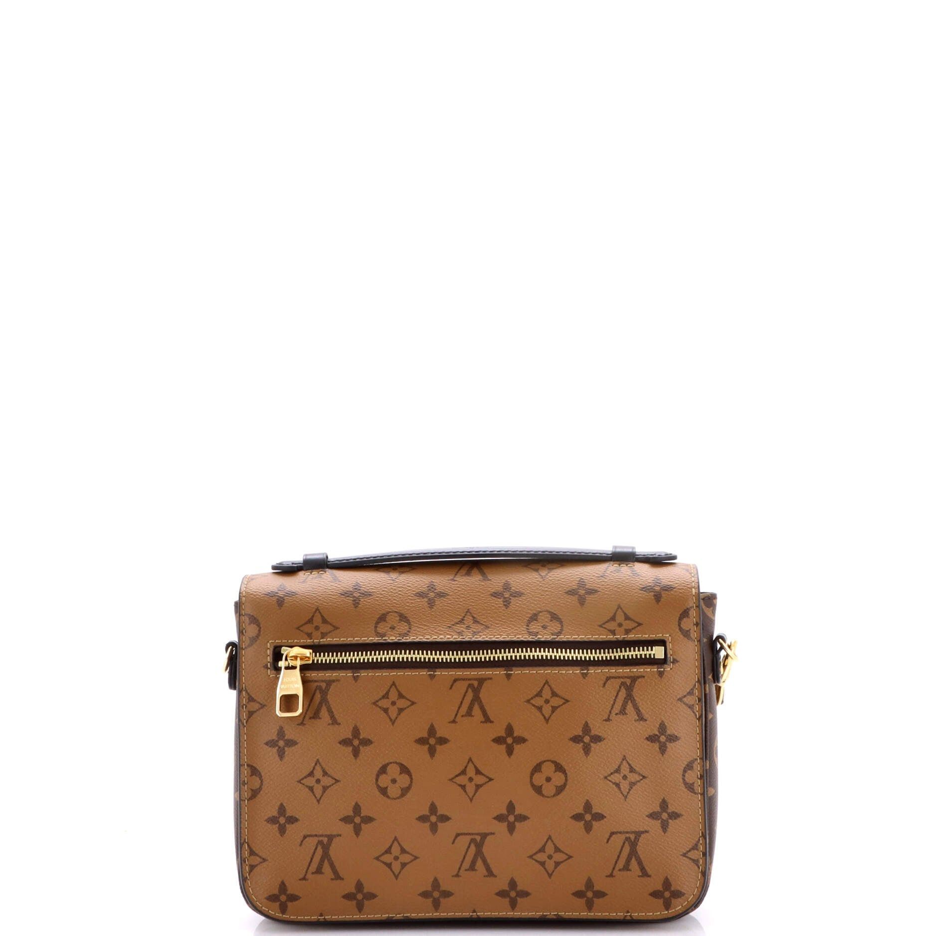 Louis Vuitton Pochette Metis Size ONE SIZE - 3 Thumbnail