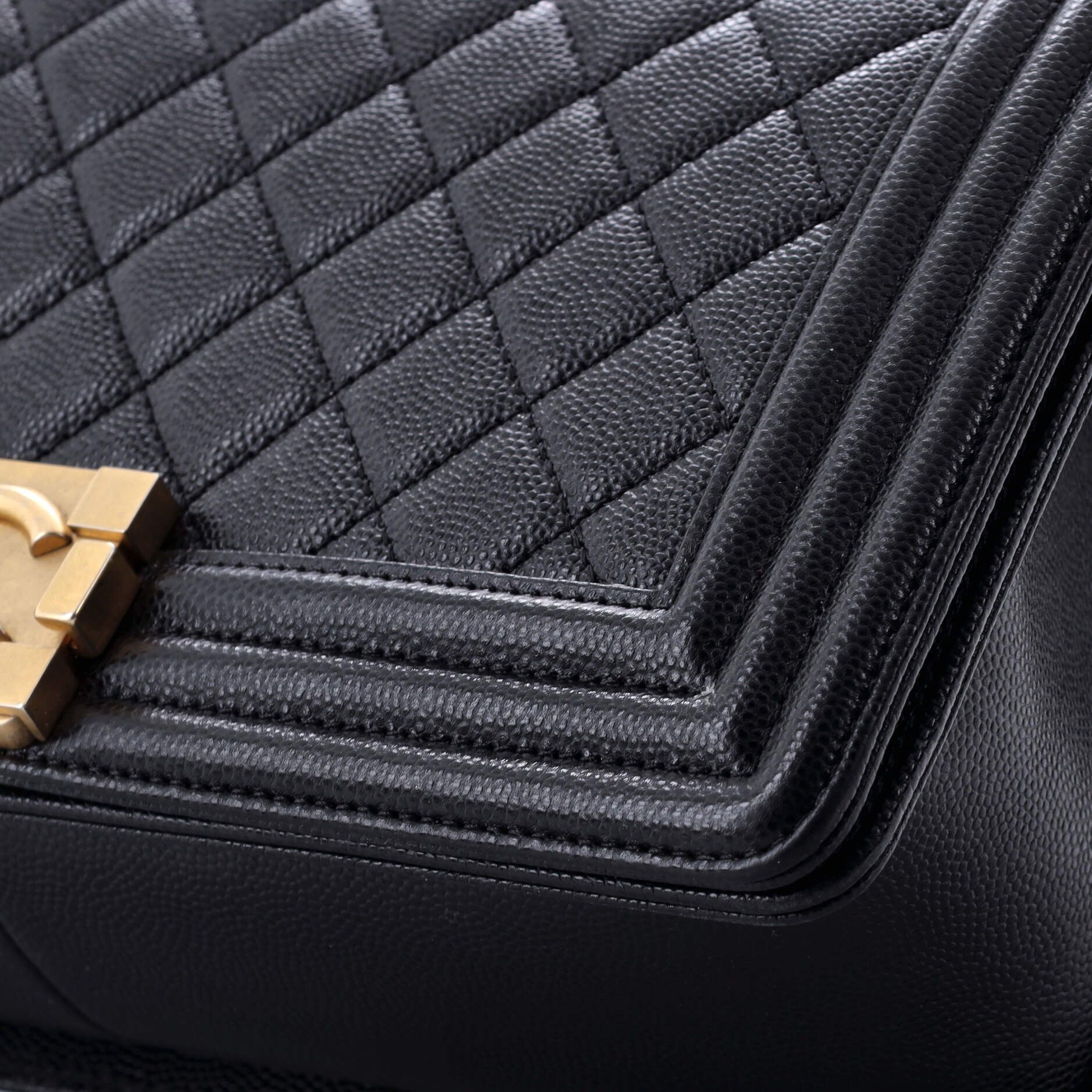Chanel Boy Flap Bag Size ONE SIZE - 6 Thumbnail