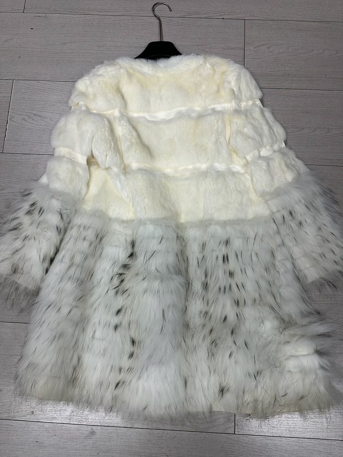 Japanese Brand Soft Rabbit Fur Unique Design Coat Size XS / US 0-2 / IT 36-38 - 2 Thumbnail