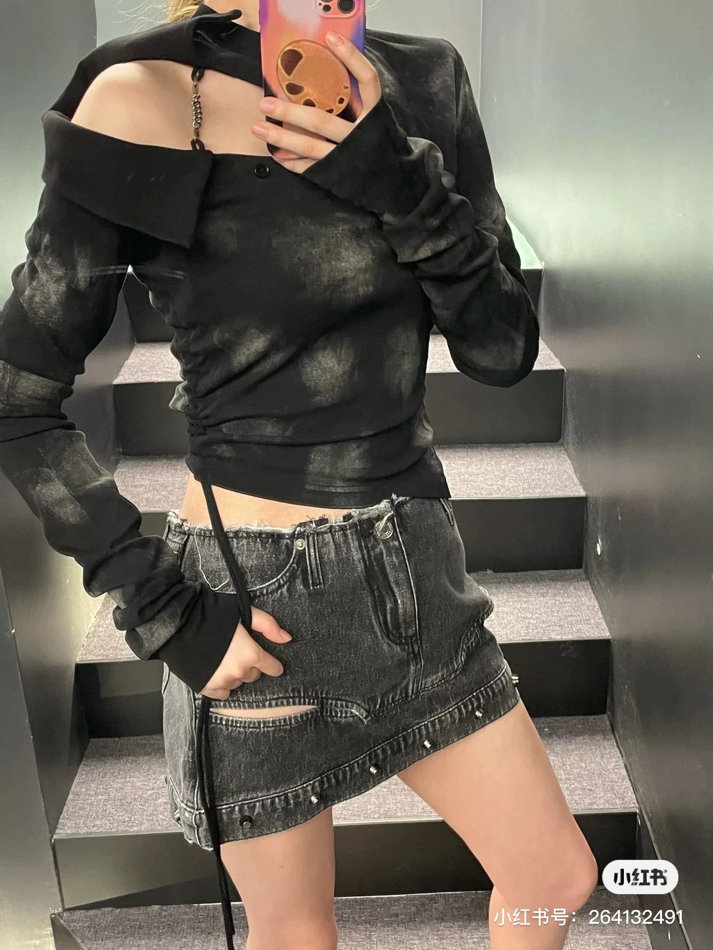 Japanese Brand MARRKNULL Off-Shoulder Long-Sleeve Cropped Top Size S / US 4 / IT 40 - 4 Thumbnail
