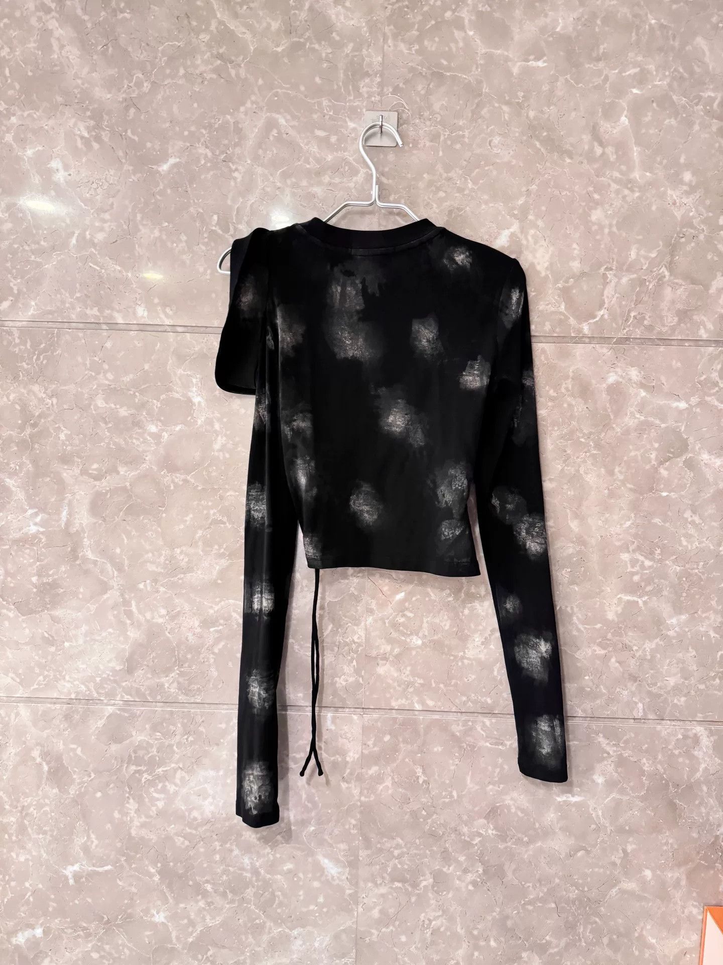 Japanese Brand MARRKNULL Off-Shoulder Long-Sleeve Cropped Top Size S / US 4 / IT 40 - 2 Thumbnail