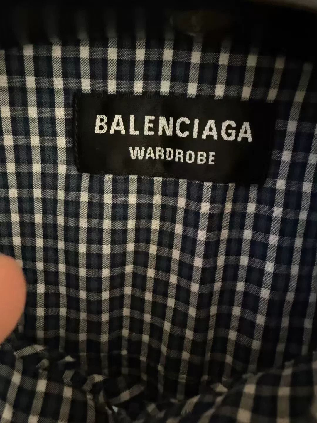 Japanese Brand Balenciaga Plaid Long-Sleeve Shirt Size US M / EU 48-50 / 2 - 3 Thumbnail