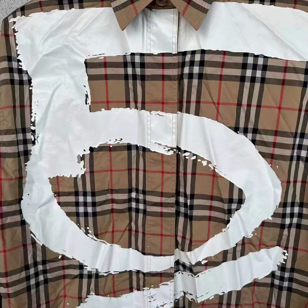 Japanese Brand Burberry Valentine Graffiti Love Shirt Size XXS / US 00 / IT 34 - 3 Thumbnail