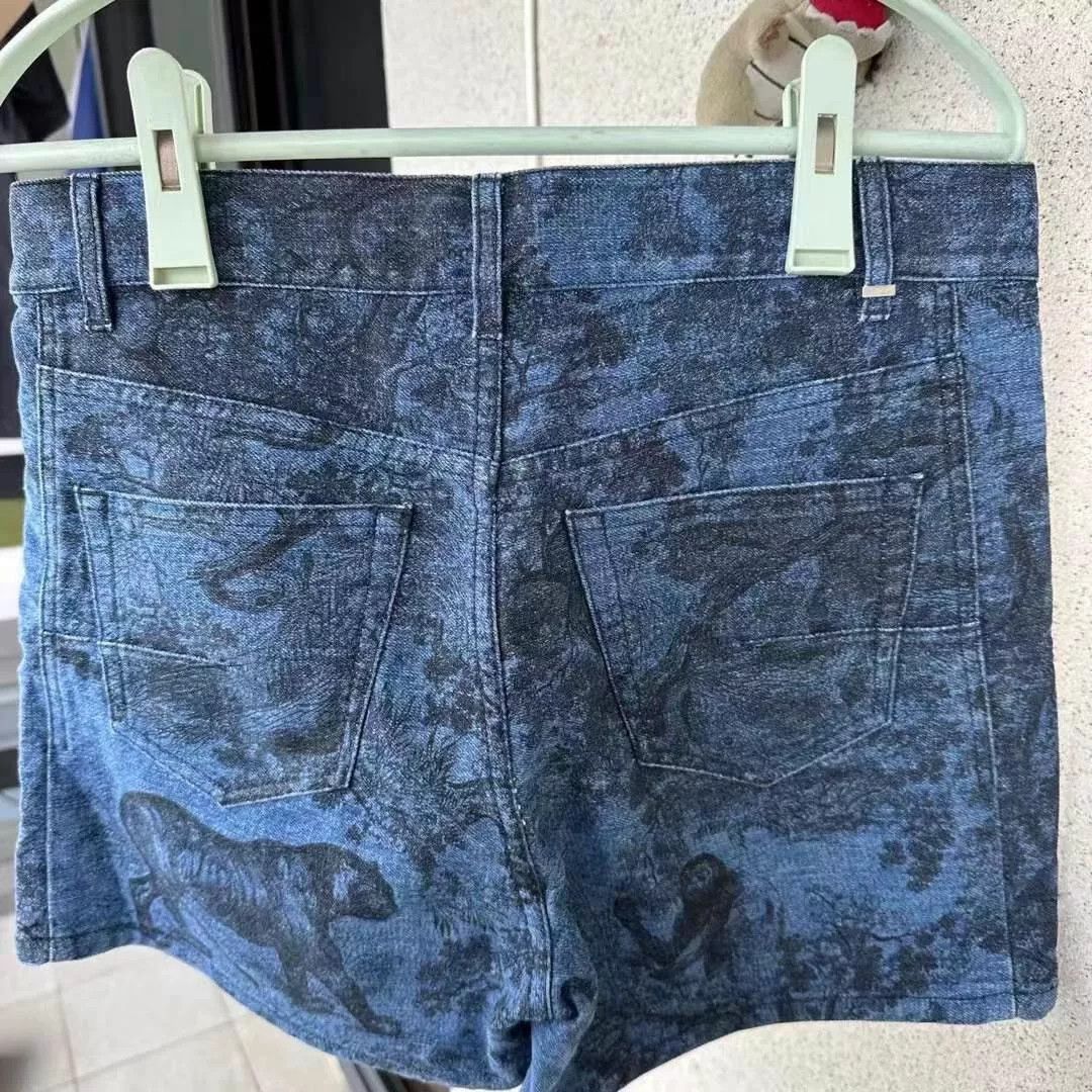 Japanese Brand Dior Zoo Print Phantom Shorts Size 36" / US 14 / IT 50 - 4 Thumbnail