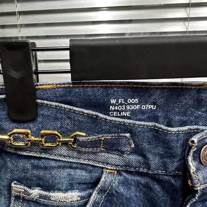 Japanese Brand Celine Chain Logo Jeans 24 Size 24" / US 00 / IT 34 - 2 Thumbnail