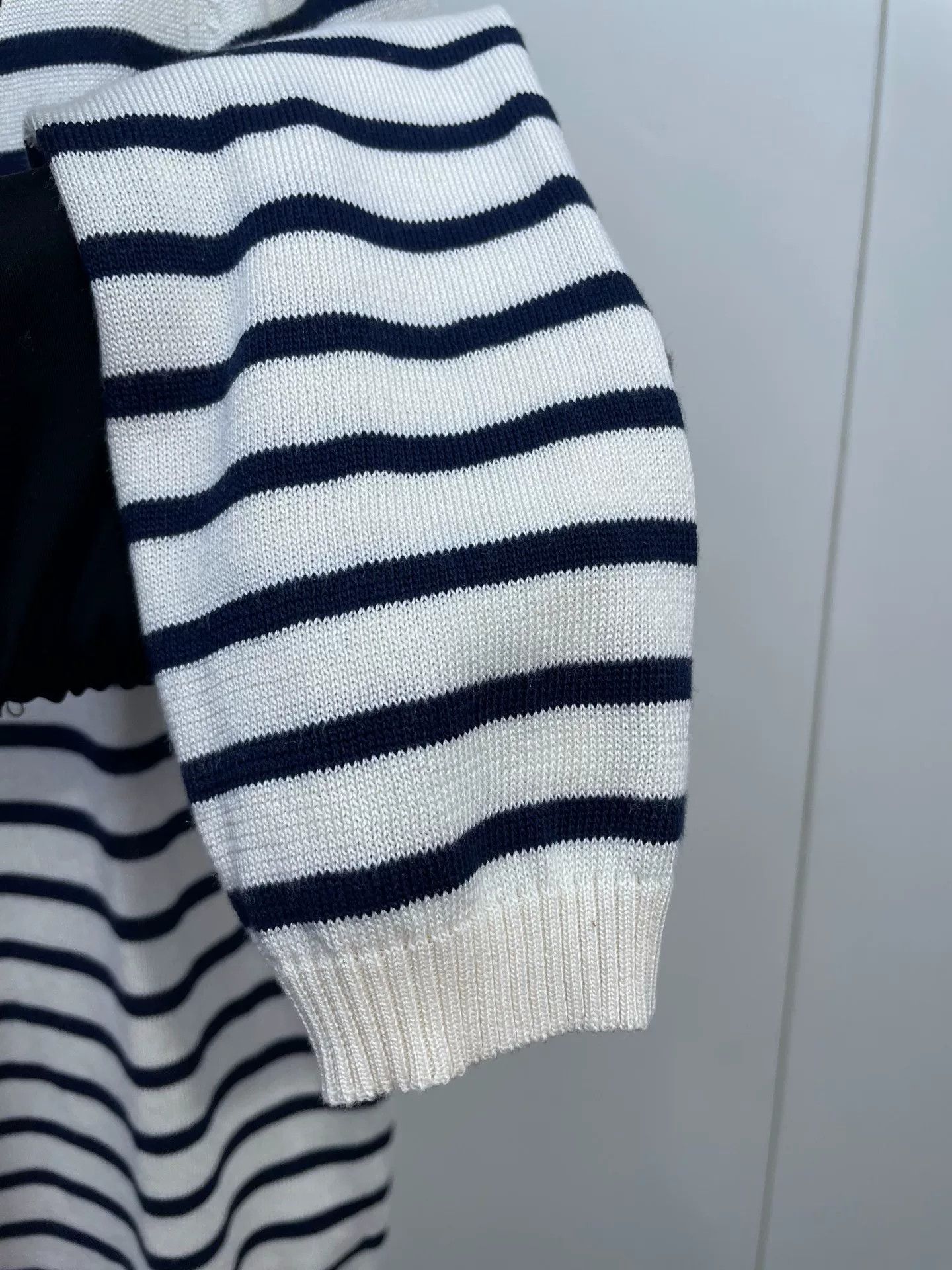 Japanese Brand DIOR Long Sleeve Striped T-Shirt Size US S / EU 44-46 / 1 - 4 Thumbnail