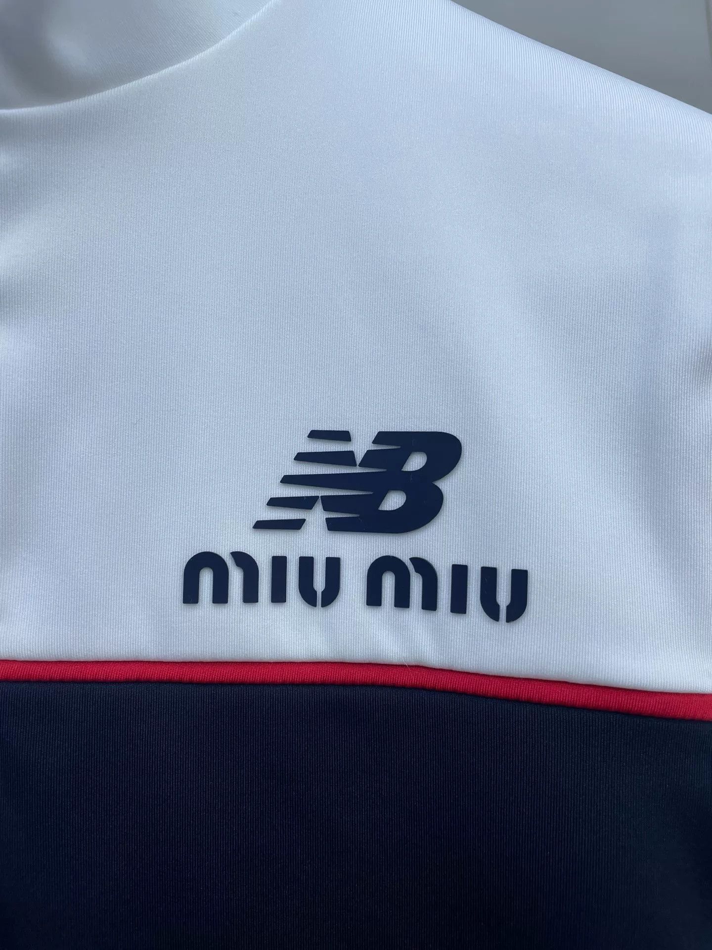 Japanese Brand Miu Miu & New Balance Sport Cropped Top Size S / US 4 / IT 40 - 3 Thumbnail