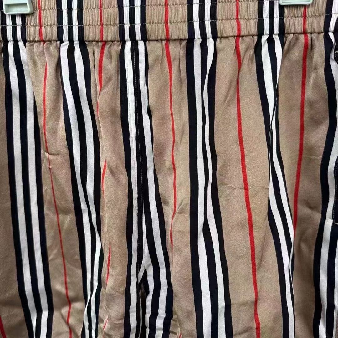 Japanese Brand Burberry Silk Striped Shorts Size 34" / US 12 / IT 48 - 3 Thumbnail