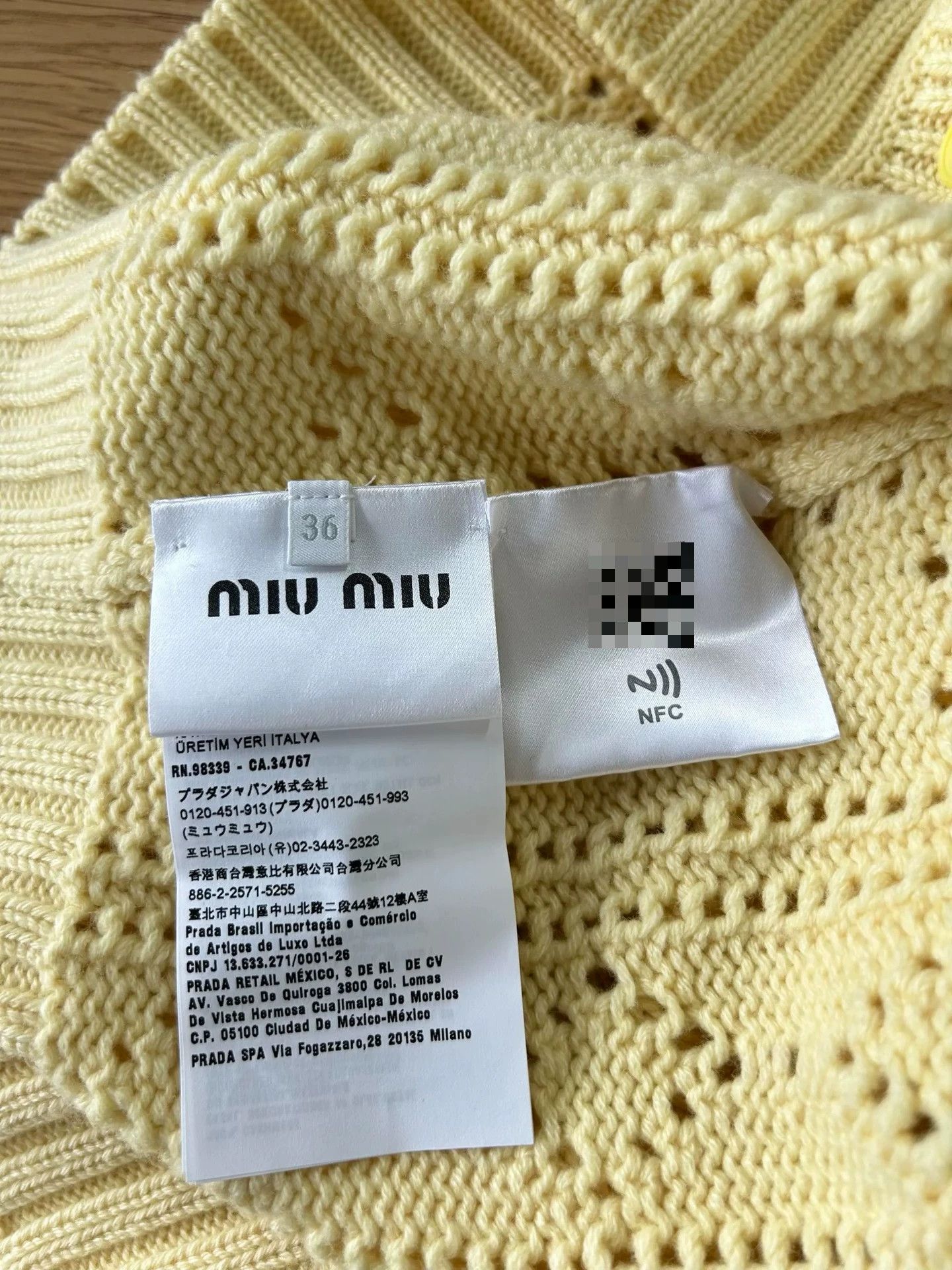 Miu Miu MiuMiu Crystal Decorated Cashmere Cardigan Size XS / US 0-2 / IT 36-38 - 6 Thumbnail