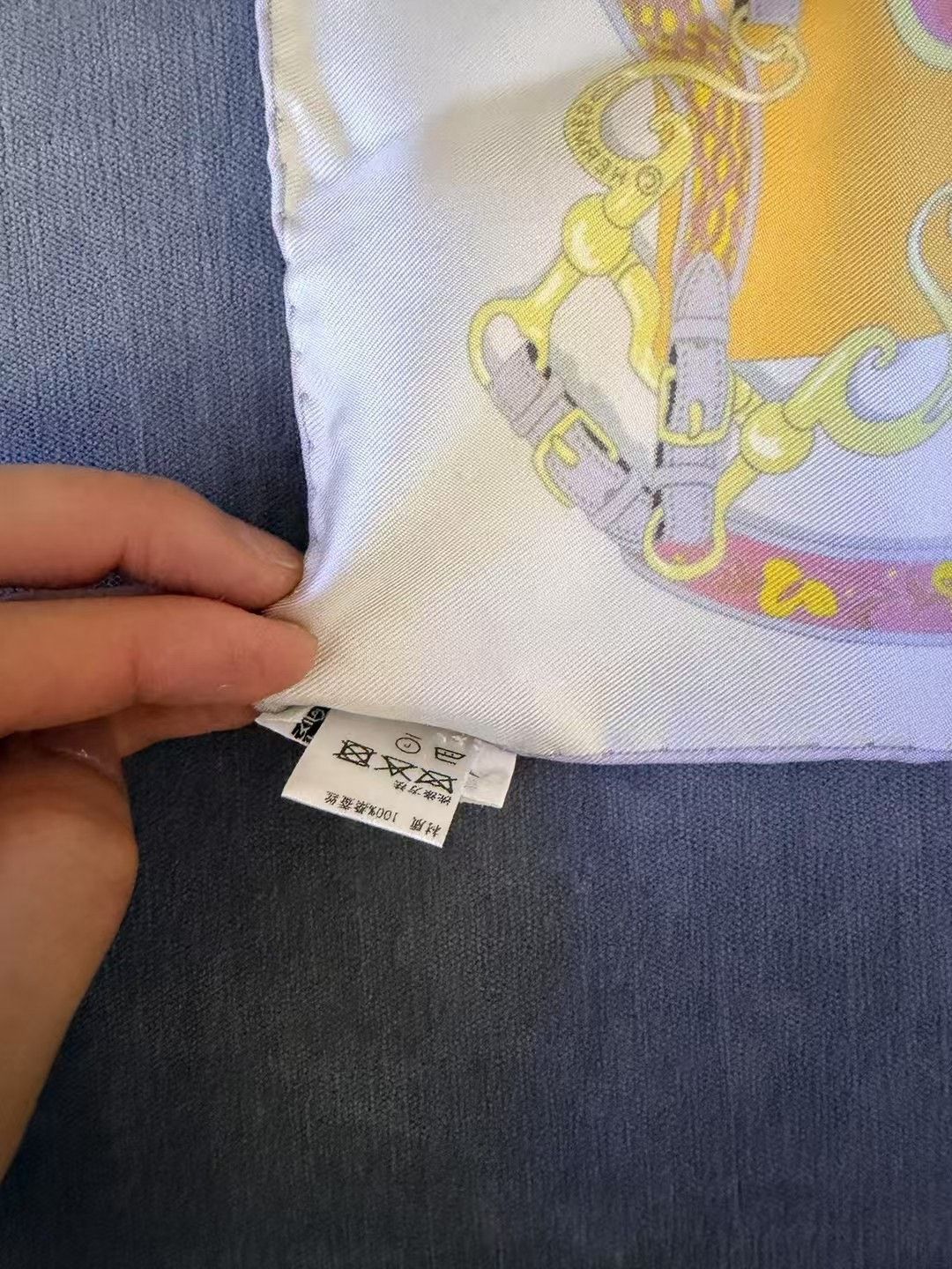 Japanese Brand Hermes Silk Square Scarf Size ONE SIZE - 4 Thumbnail