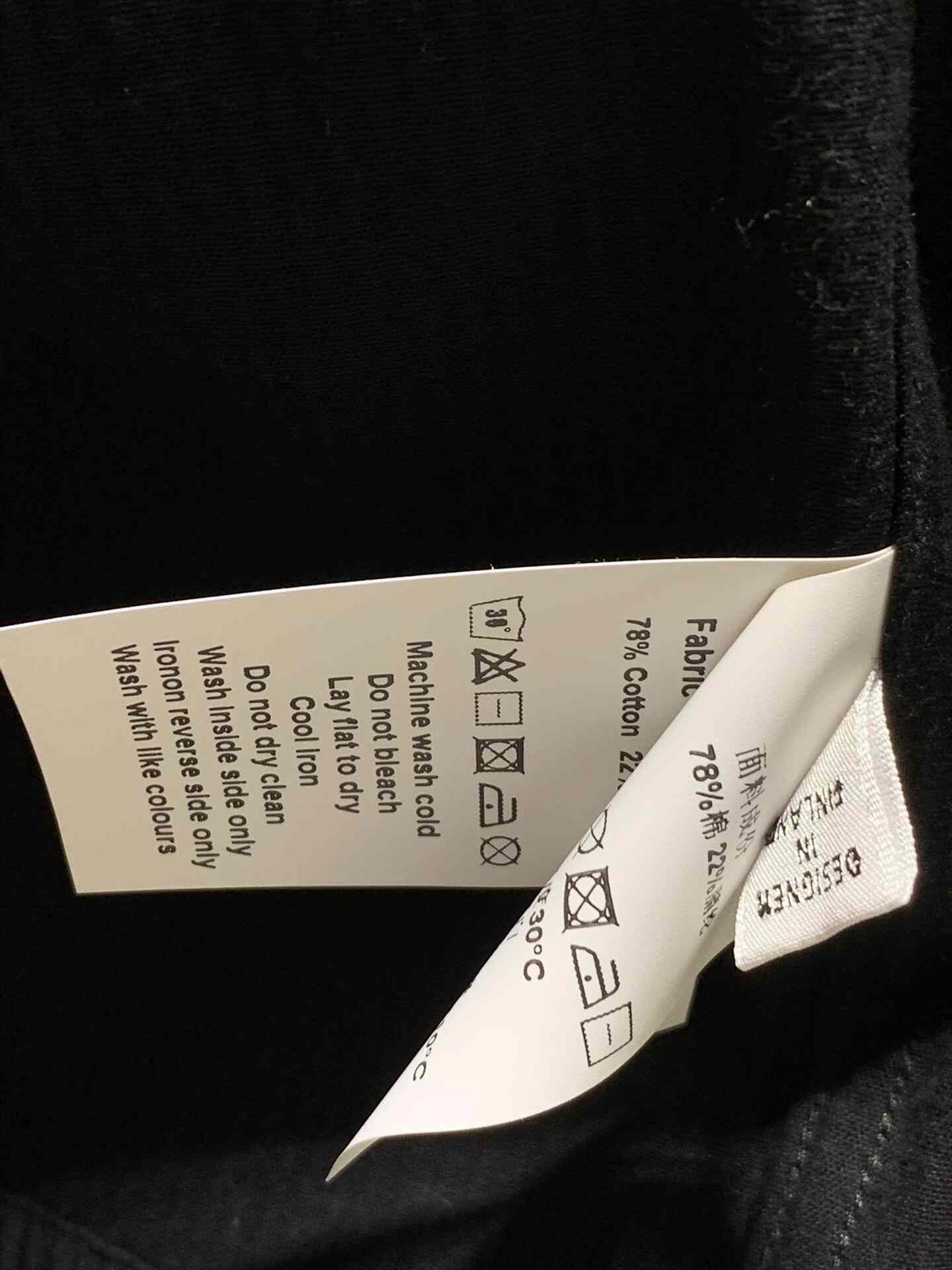 Ermenegildo Zegna ZEGNA Men's Miyake-style Short-sleeve T-shirt Size US M / EU 48-50 / 2 - 8 Thumbnail