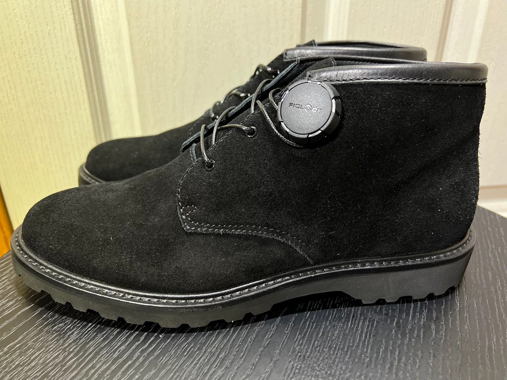 Japanese Brand Men's Suede Mid-Top Business Casual Shoes Size US 7 / EU 40 - 5 Thumbnail