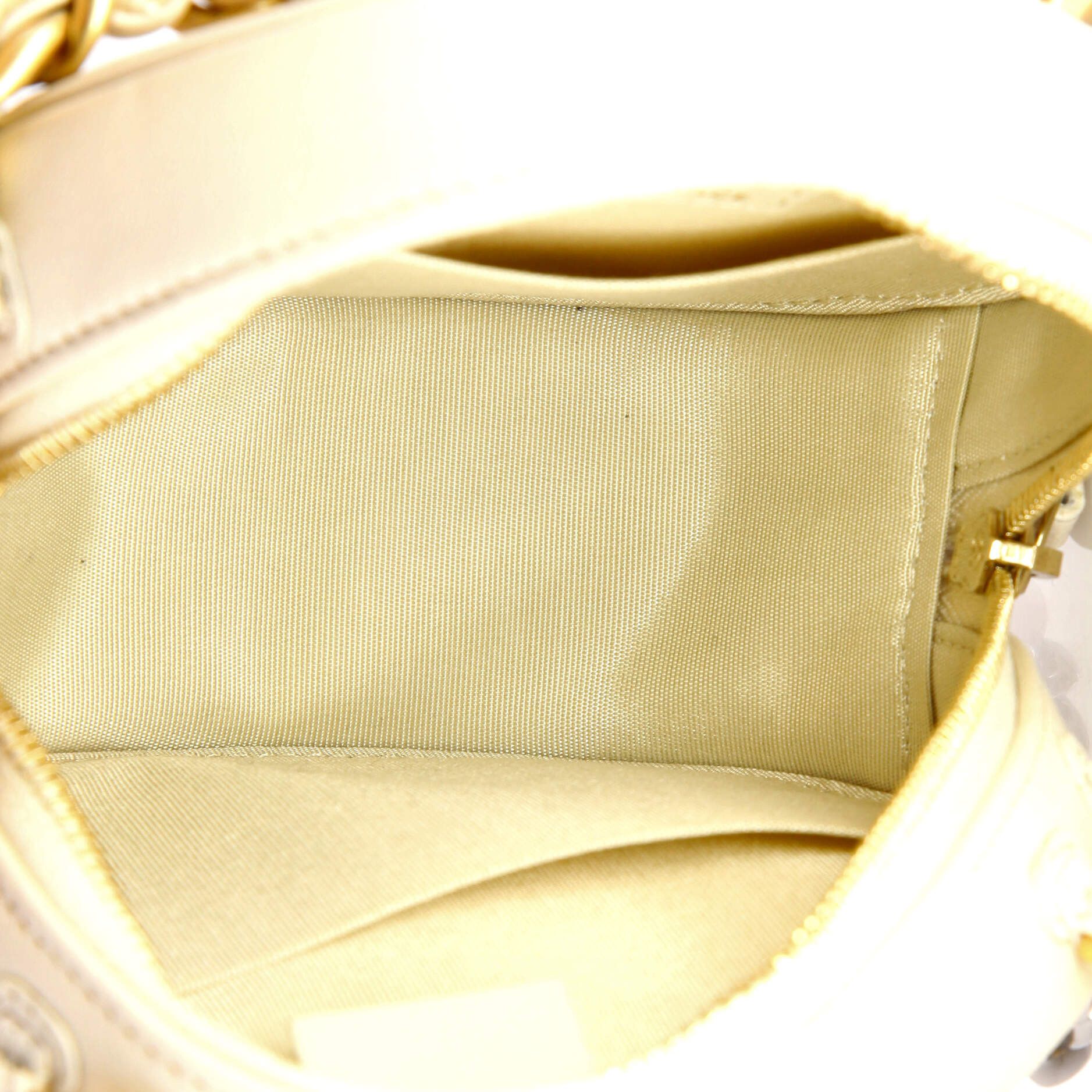 Chanel 19 Round Clutch with Chain Size ONE SIZE - 5 Thumbnail