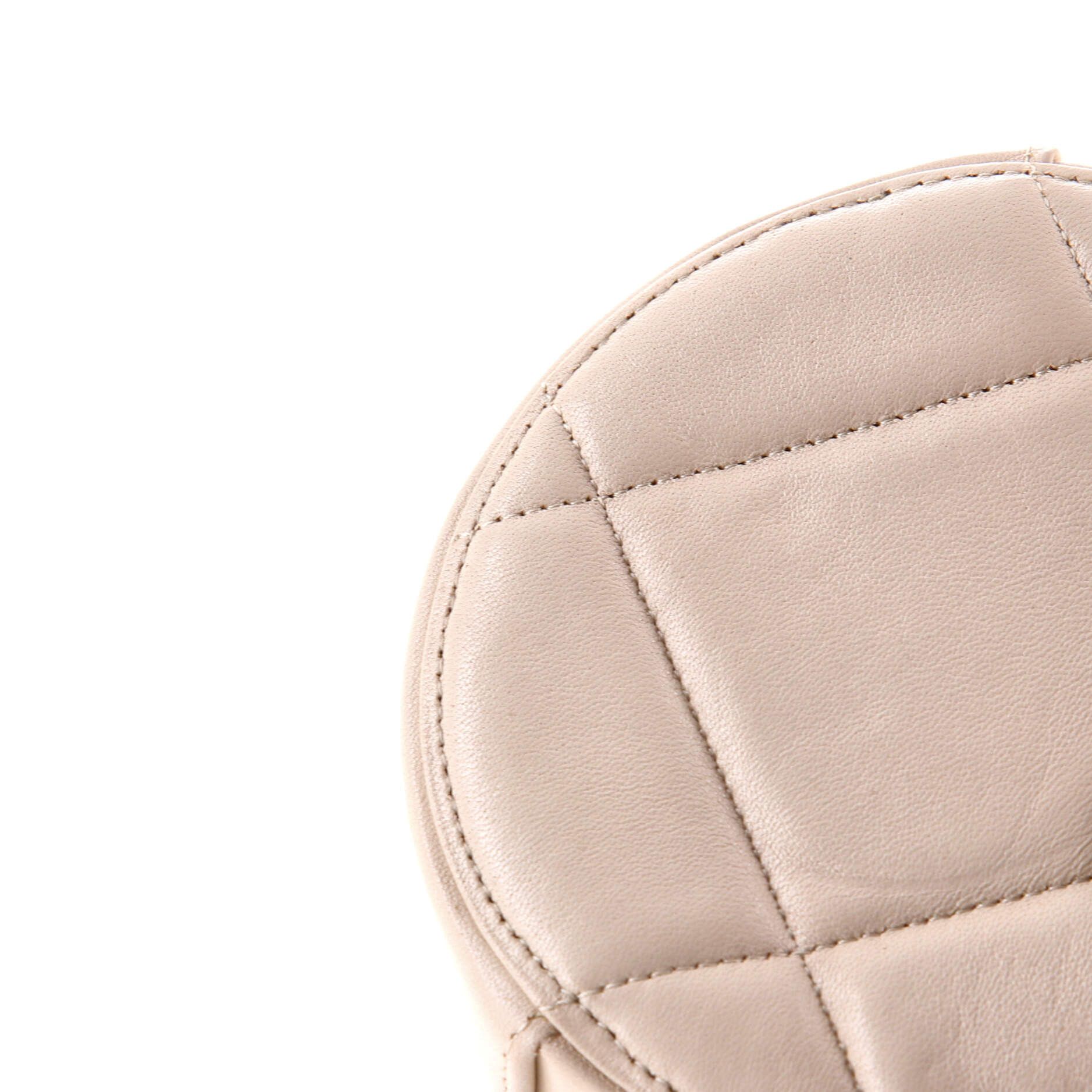 Chanel 19 Round Clutch with Chain Size ONE SIZE - 6 Thumbnail