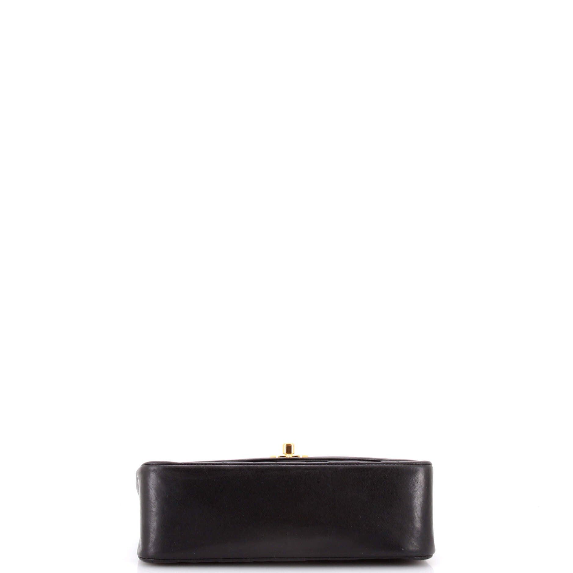 Chanel Vintage Diana Flap Bag Size ONE SIZE - 4 Thumbnail