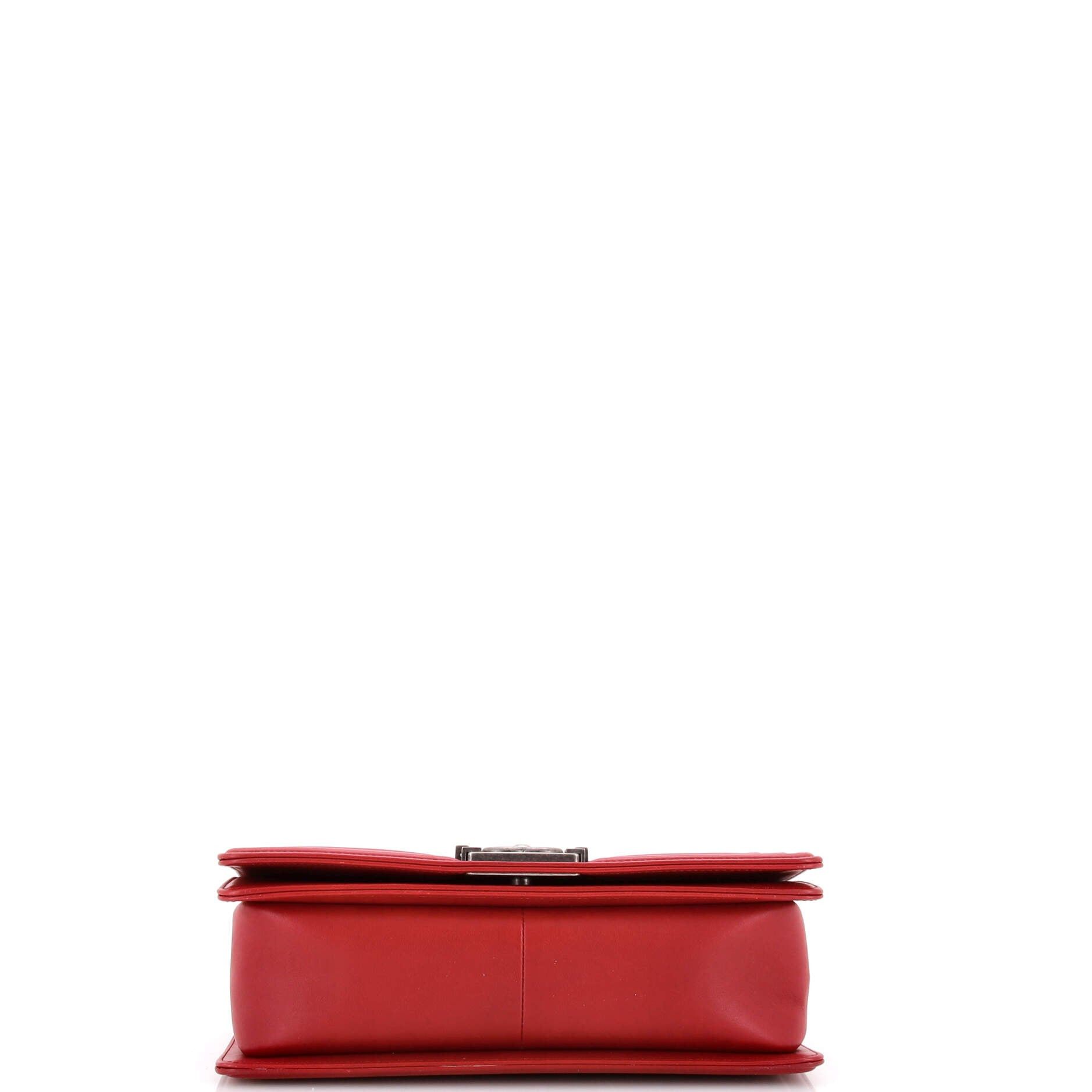 Chanel Boy Flap Bag Size ONE SIZE - 4 Thumbnail