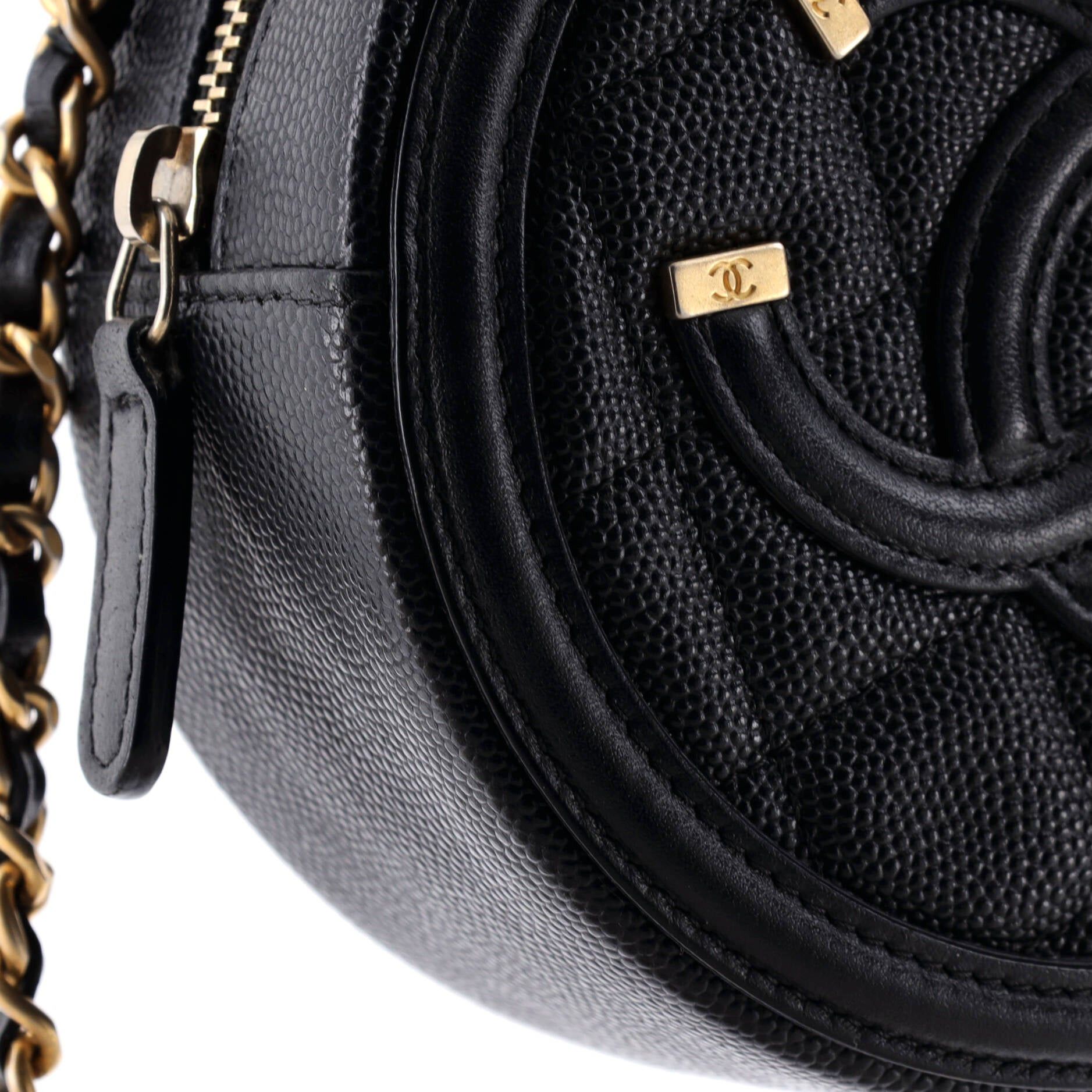 Chanel Filigree Round Clutch with Chain Size ONE SIZE - 6 Thumbnail