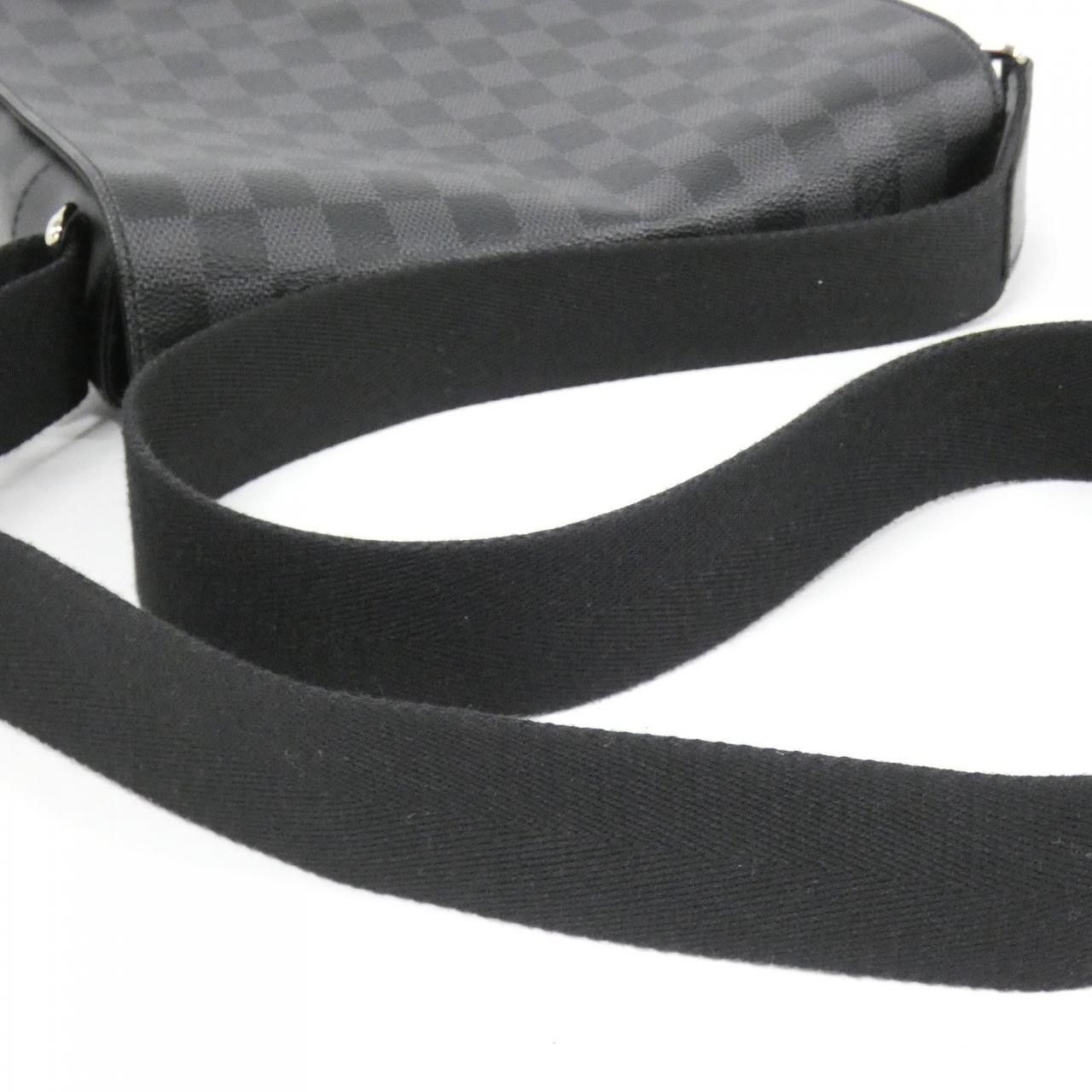 Louis Vuitton Louis Vuitton Louis Vuitton District Damier Graphite Shoulder Bag Textile Shoulder Bag N41028 DUTY FREE for USA Size ONE SIZE - 8 Thumbnail