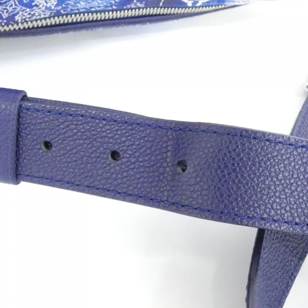 Louis Vuitton Louis Vuitton Louis Vuitton Monogram Discovery Bum Bag Calf Shoulder Bag Leather Belt Bag M20587 DUTY FREE for USA Size ONE SIZE - 4 Thumbnail
