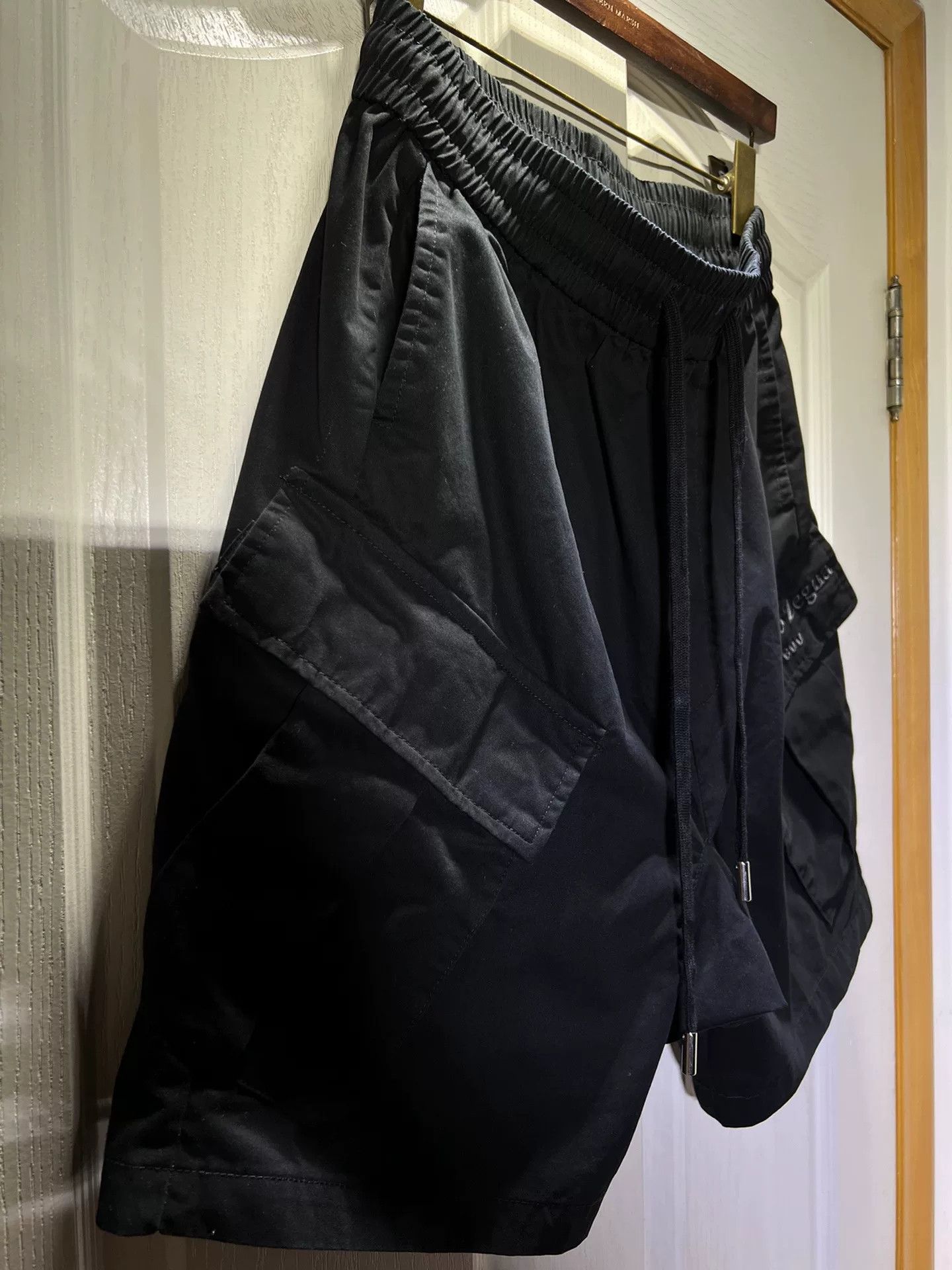 Ermenegildo Zegna ZEGNA Men's Summer Black Cargo Shorts Size US 32 / EU 48 - 4 Thumbnail
