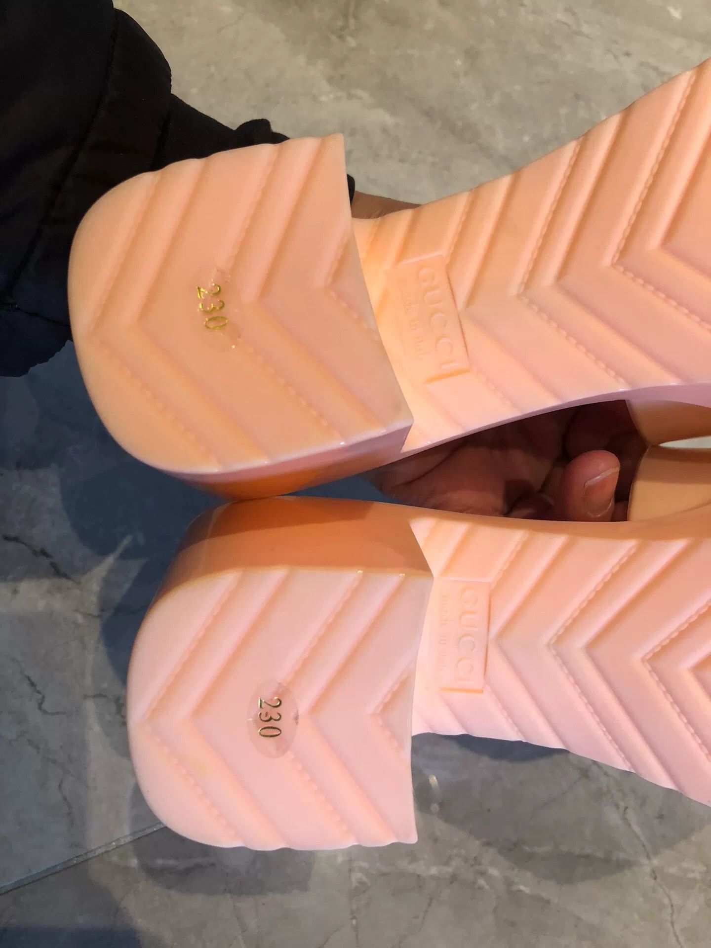 Japanese Brand Gucci Pink Slippers Size US 5 / IT 35 - 5 Thumbnail