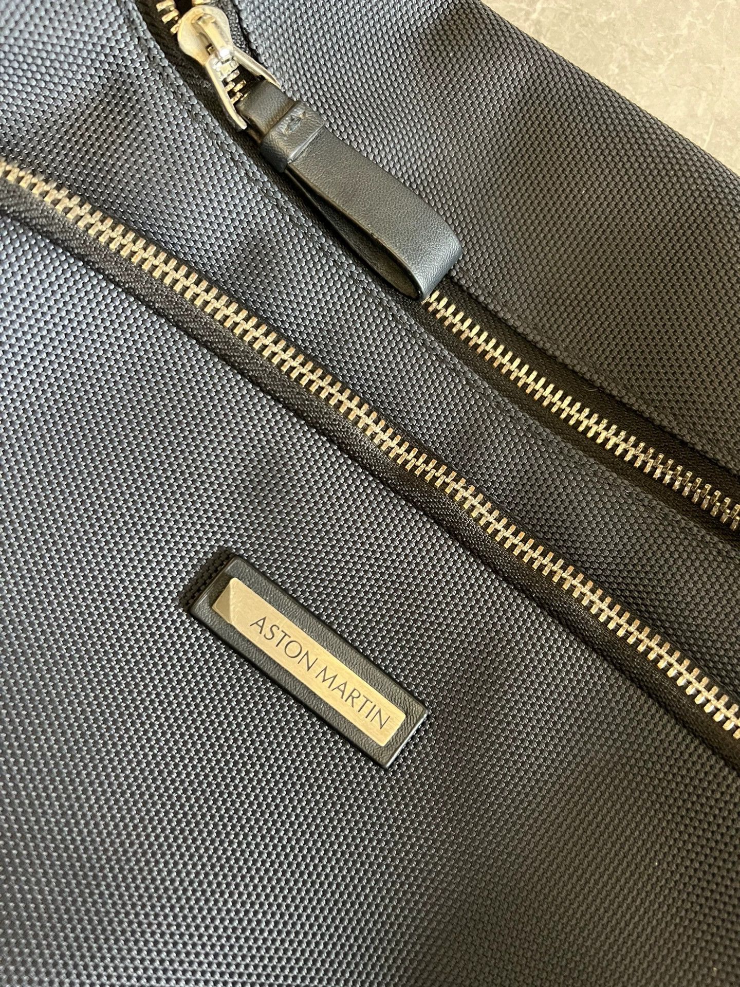 Japanese Brand Aston Martin Single Shoulder Bag Size ONE SIZE - 5 Thumbnail
