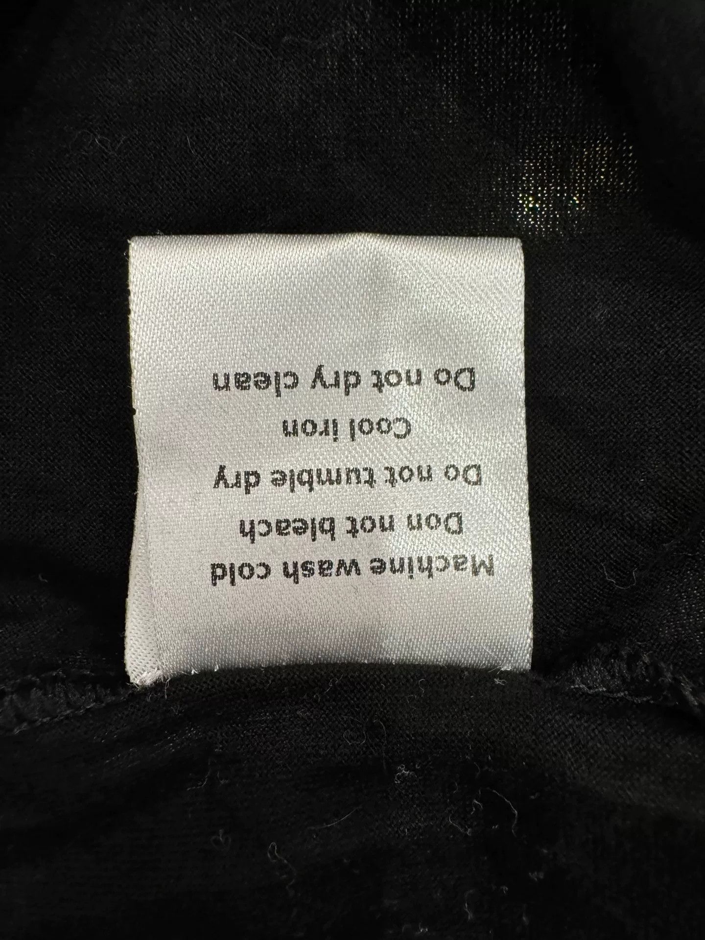 Japanese Brand Dior Small Logo Black Long-Sleeve Tee Size US L / EU 52-54 / 3 - 7 Thumbnail