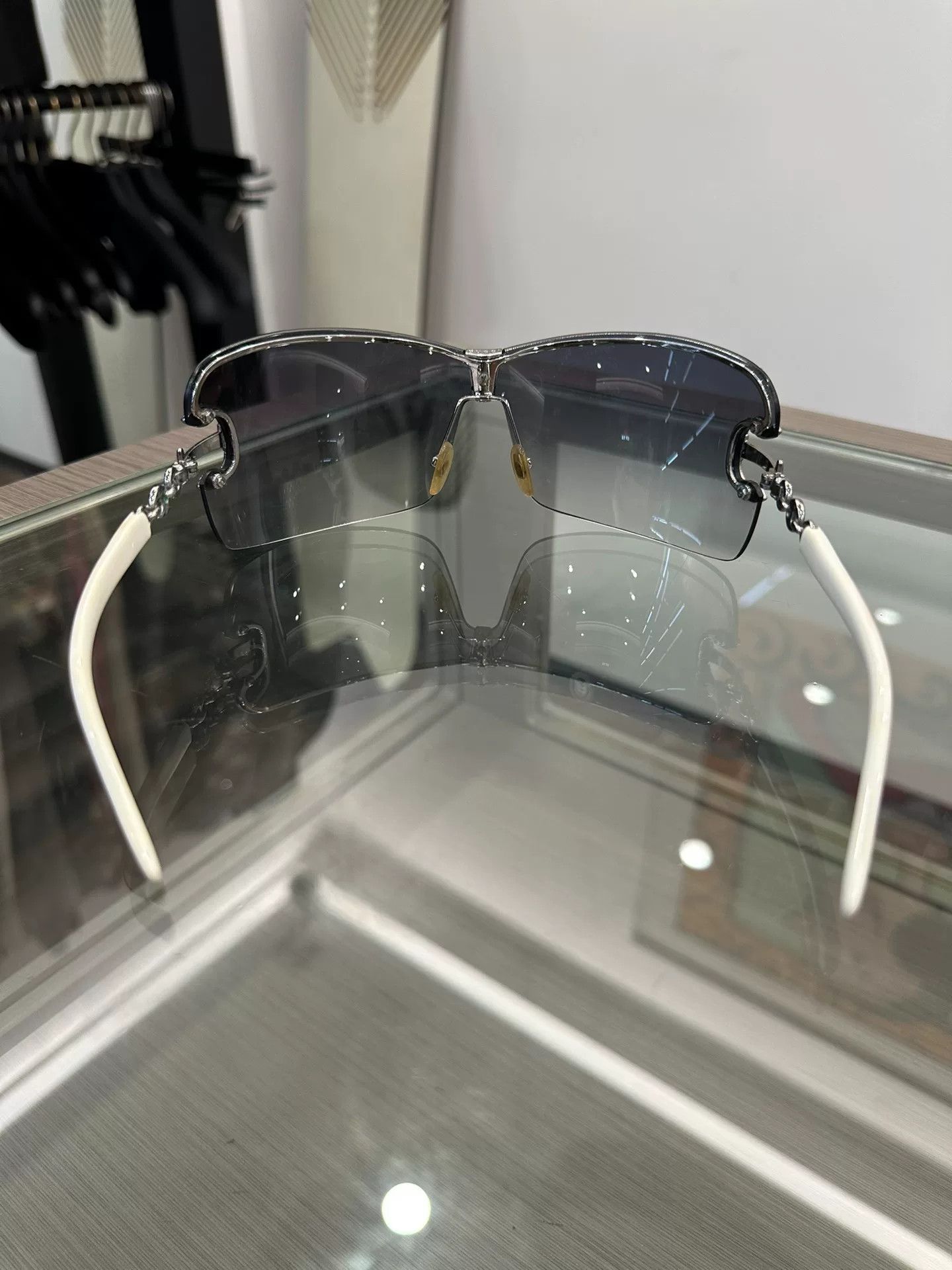Japanese Brand Gucci Gradient Rimless Sunglasses Size ONE SIZE - 5 Thumbnail