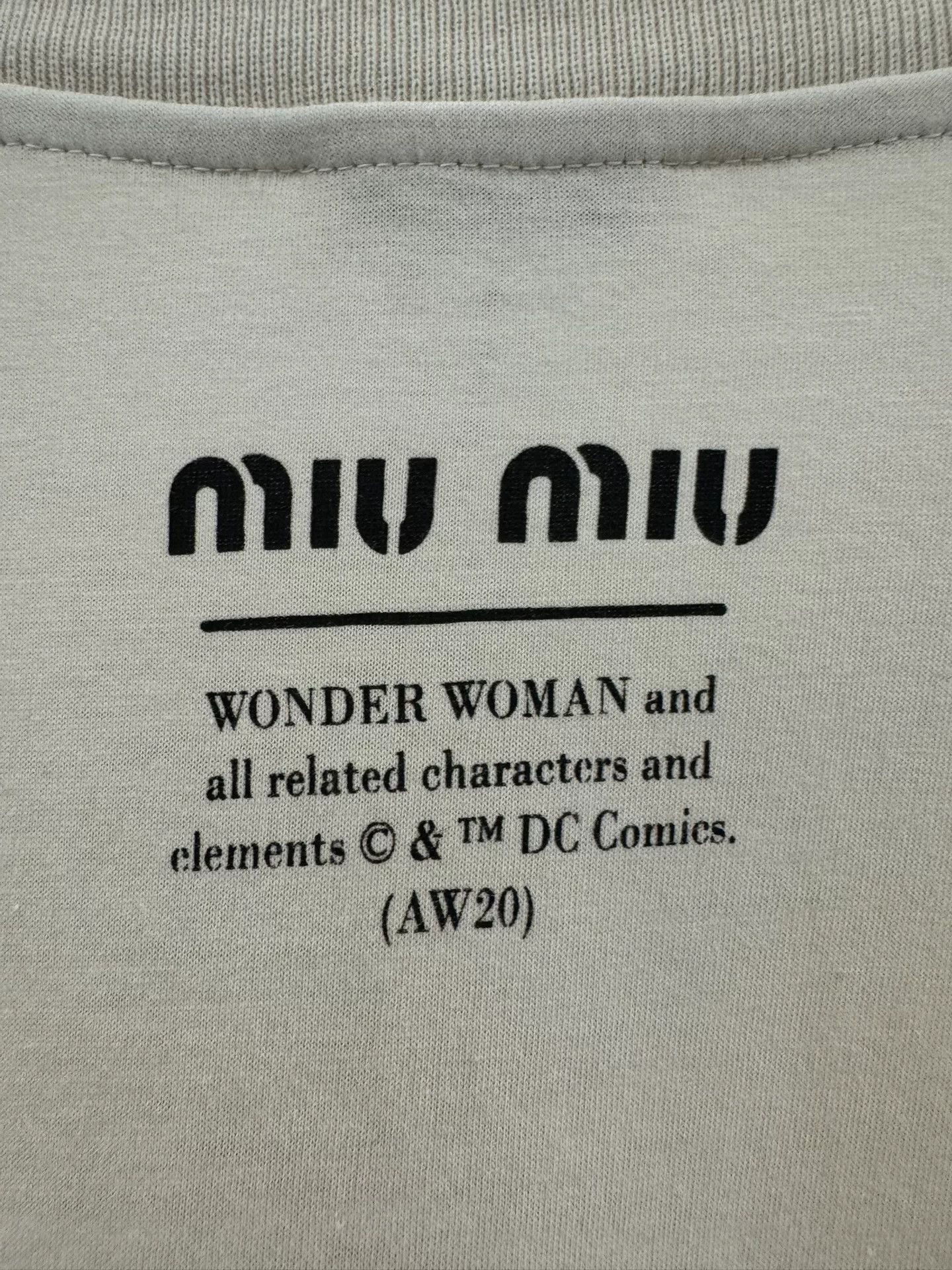 Miu Miu Miumiu Wonder Woman Women's Short-Sleeve Tee Size M / US 6-8 / IT 42-44 - 4 Thumbnail