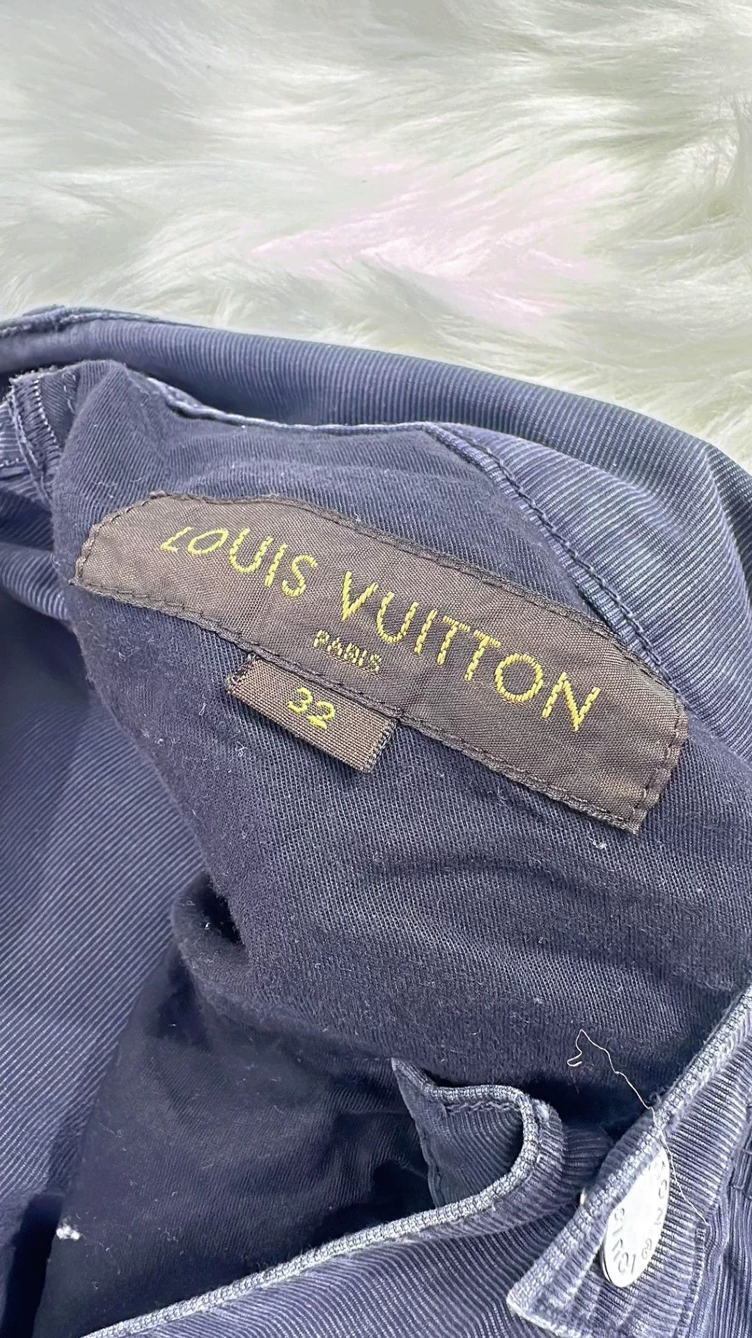 Japanese Brand LV Embossed Logo Jeans Size US 32 / EU 48 - 2 Thumbnail