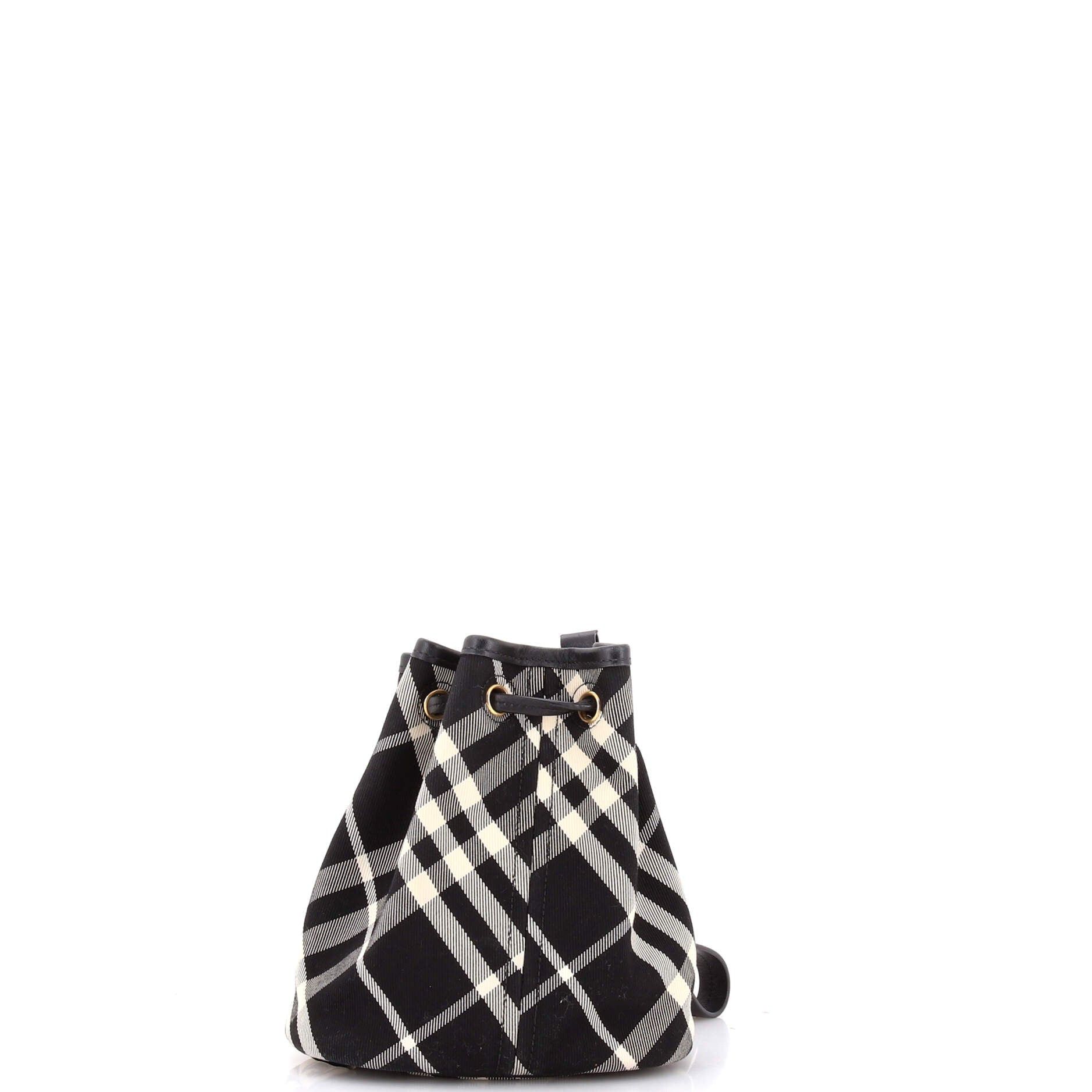 Burberry Wristlet Bucket Bag Size ONE SIZE - 3 Thumbnail