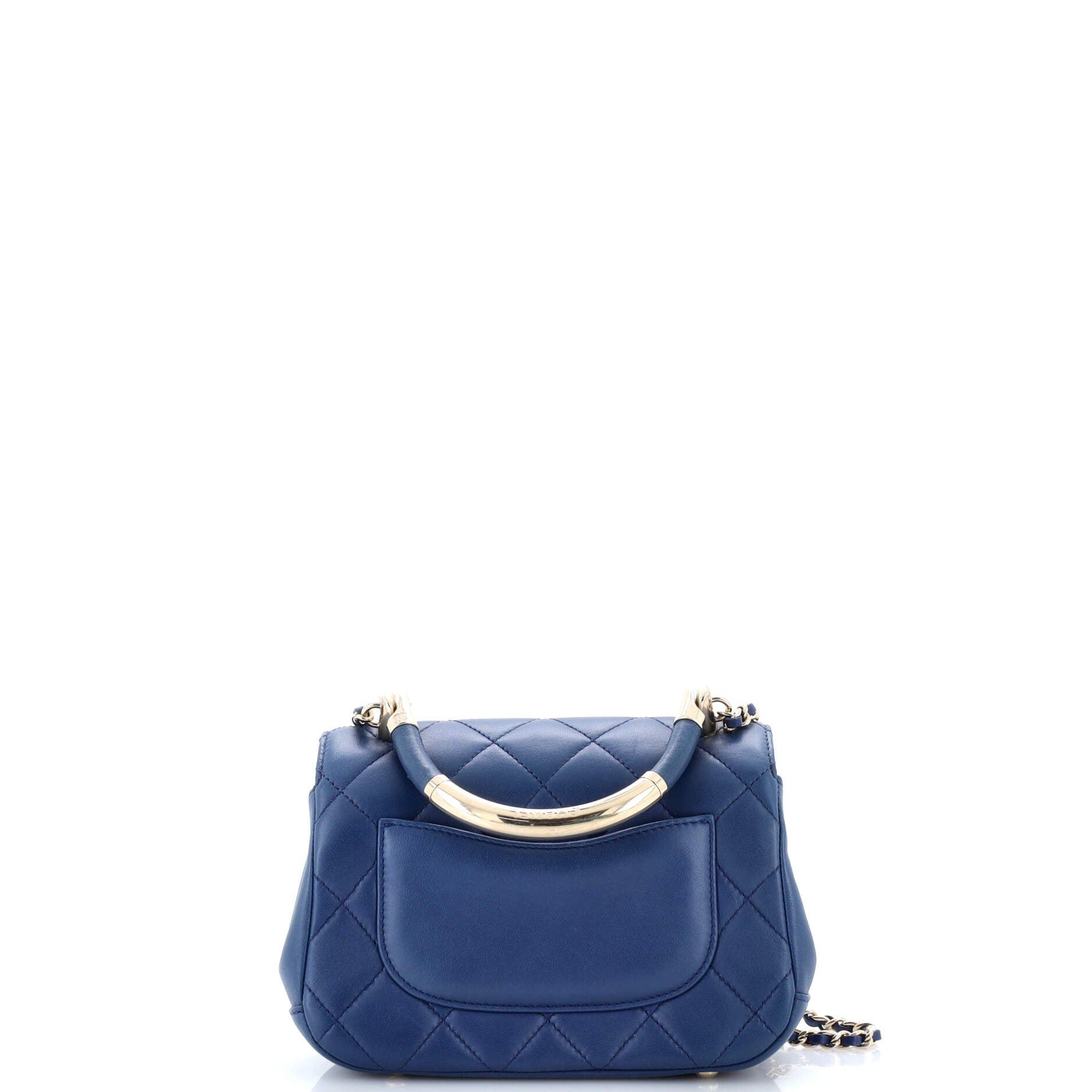 Chanel Carry Chic Flap Bag Size ONE SIZE - 3 Thumbnail