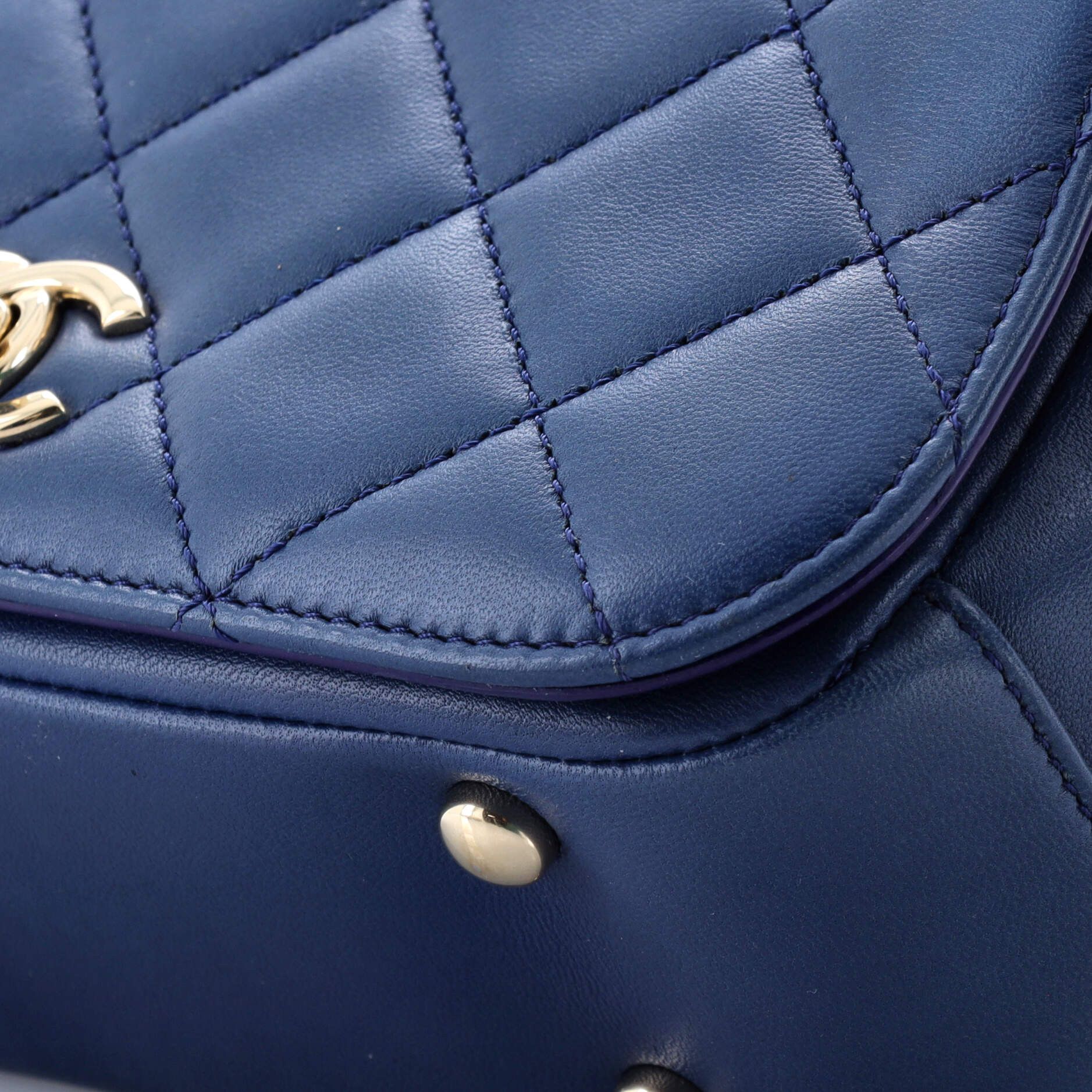 Chanel Carry Chic Flap Bag Size ONE SIZE - 6 Thumbnail