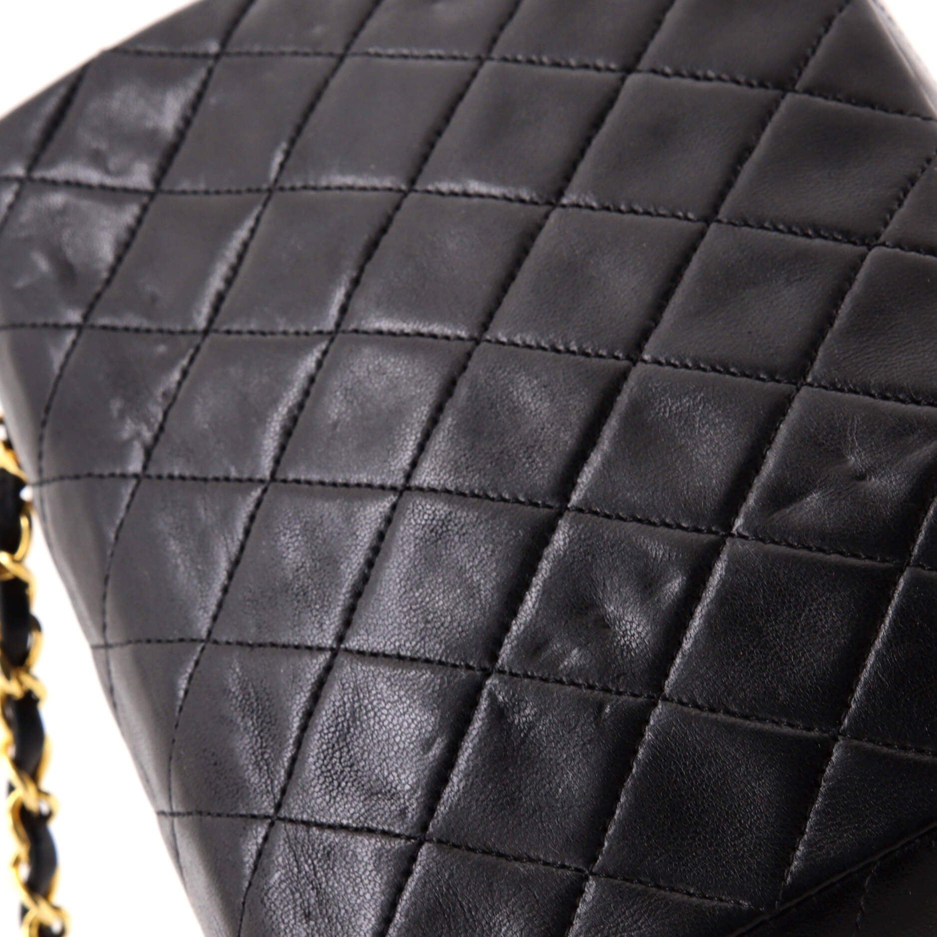 Chanel Vintage Square Classic Flap Bag Size ONE SIZE - 7 Thumbnail