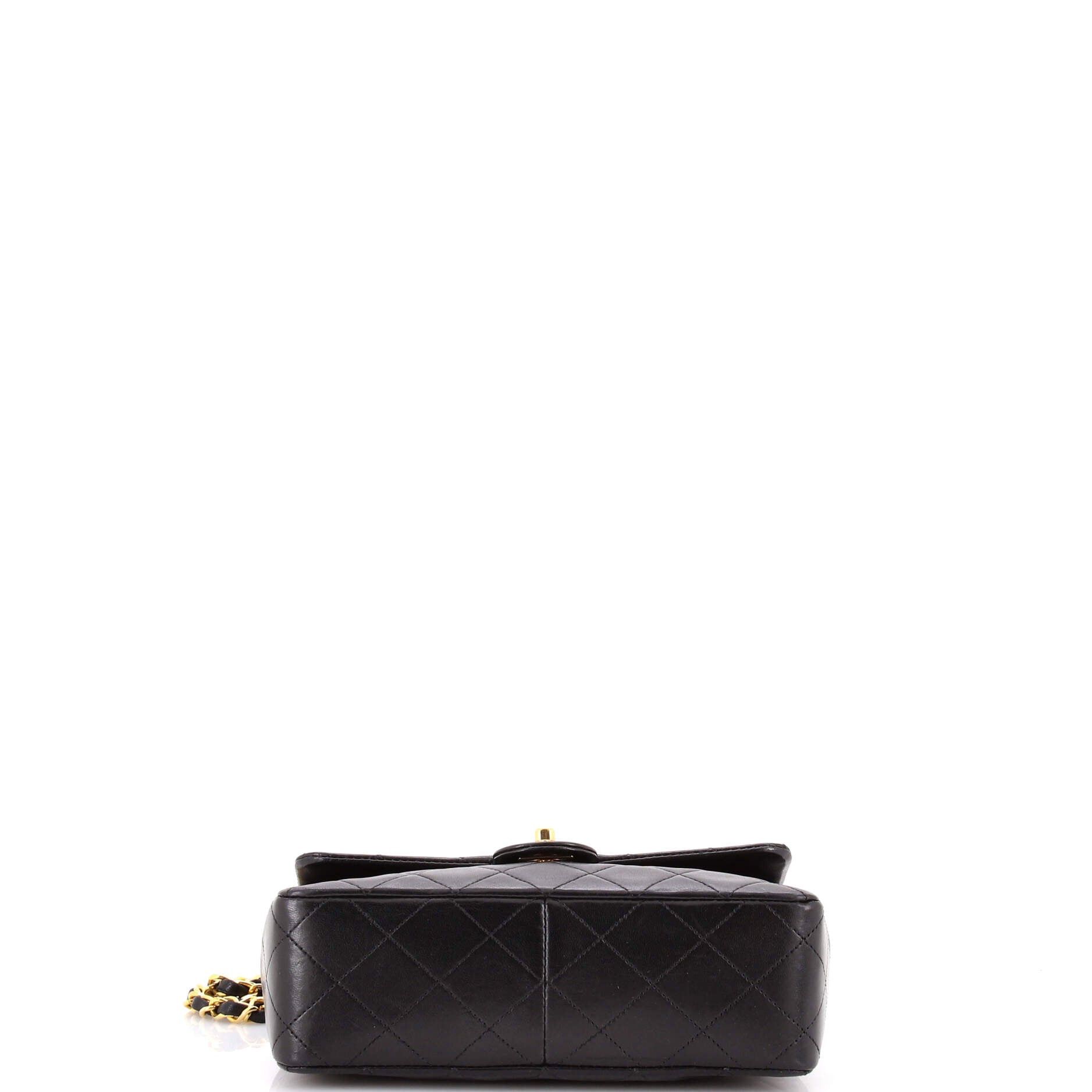 Chanel Vintage Square Classic Flap Bag Size ONE SIZE - 4 Thumbnail