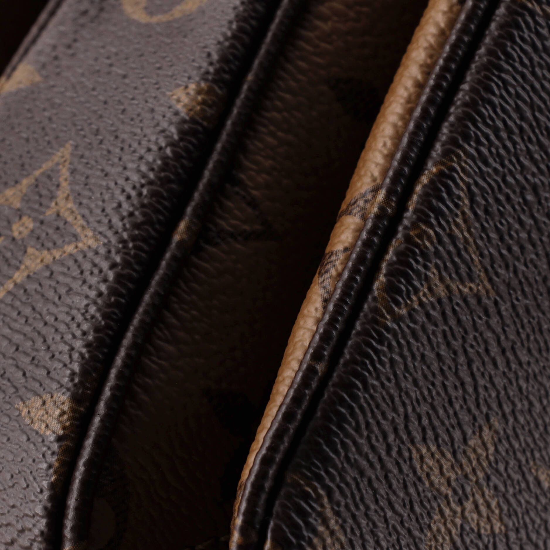 Louis Vuitton Pochette Metis Size ONE SIZE - 6 Thumbnail