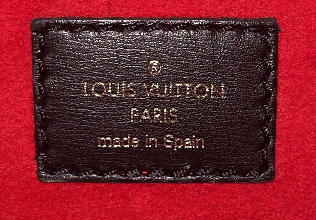 Louis Vuitton Dauphine Shoulder Bag Size ONE SIZE - 7 Thumbnail