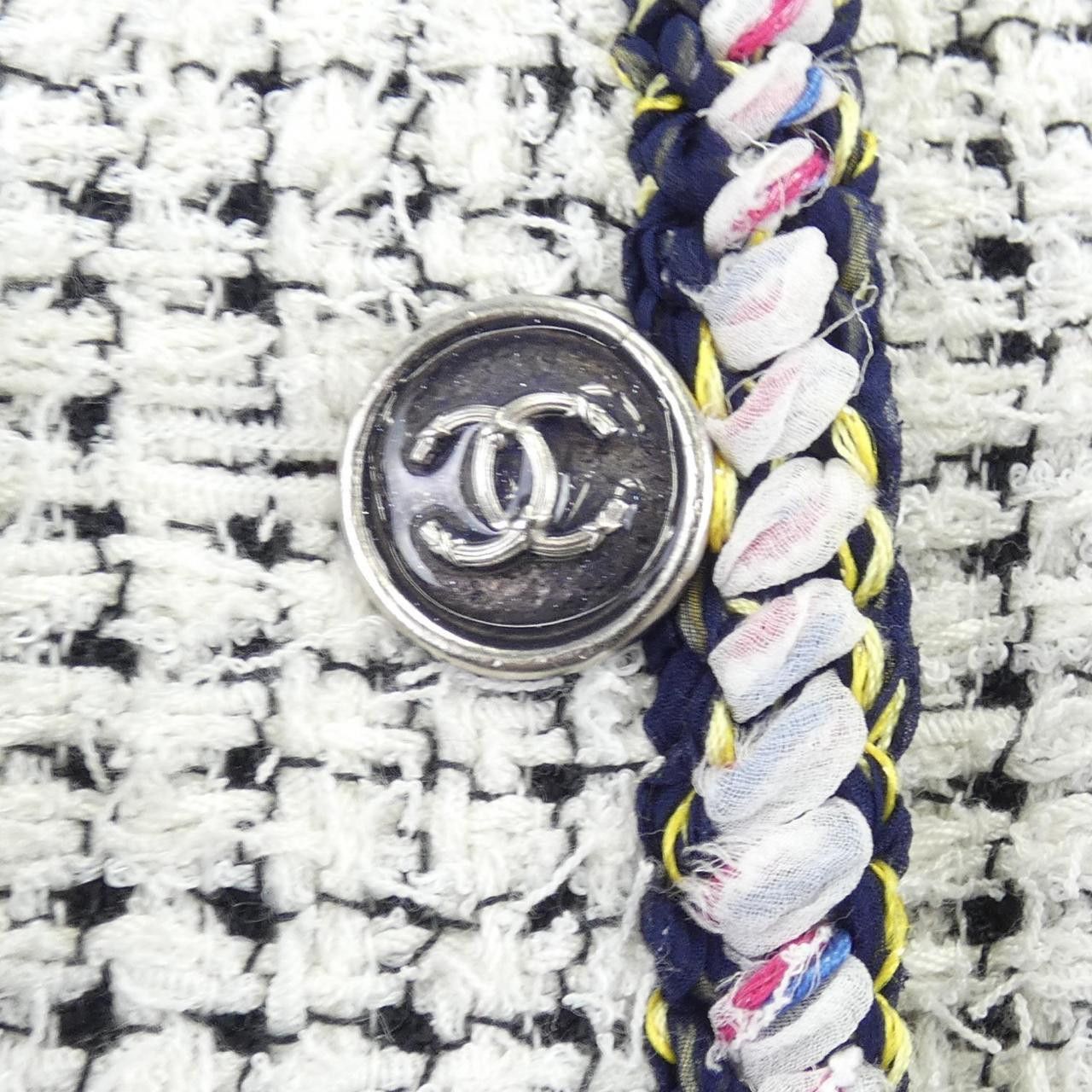 Chanel Chanel Chanel LOOK29 Collarless Jacket Textile Outerwear P70074V60046 DUTY FREE for USA Size ONE SIZE - 8 Thumbnail