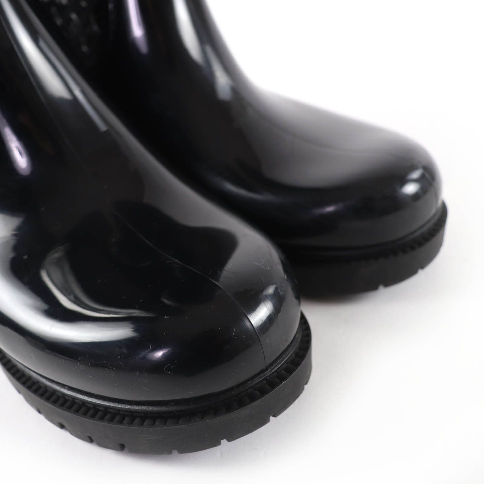 Louis Vuitton Louis Vuitton Louis Vuitton Monogram Rubber Boots Plastic / Synthetic Shoes DUTY FREE for USA Size ONE SIZE - 7 Thumbnail