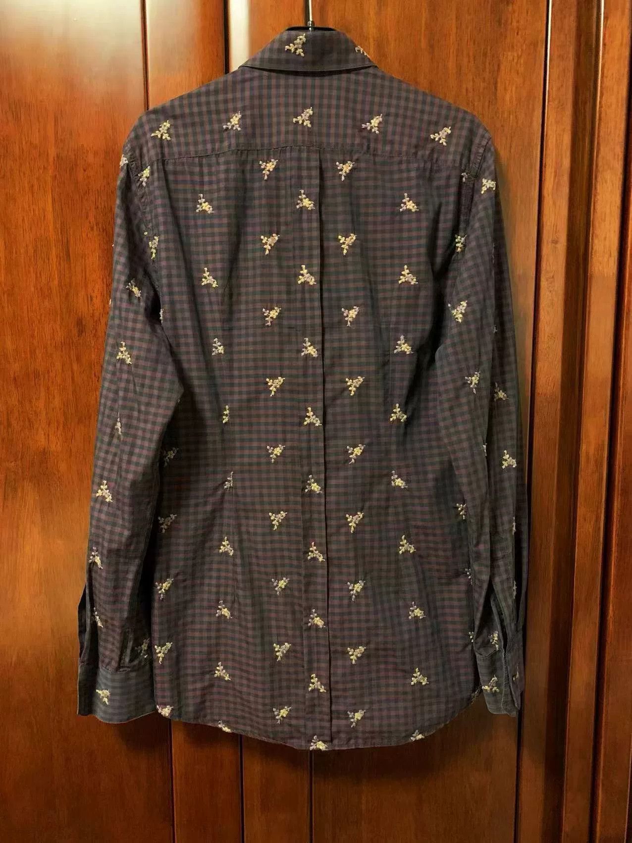 Dolce & Gabbana Dolce & Gabbana Men's Embroidered Shirt Size US M / EU 48-50 / 2 - 2 Thumbnail