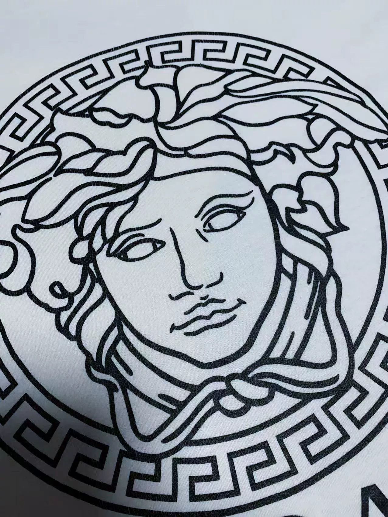 Japanese Brand Versace Men's Medusa Logo T-shirt Size US M / EU 48-50 / 2 - 5 Thumbnail