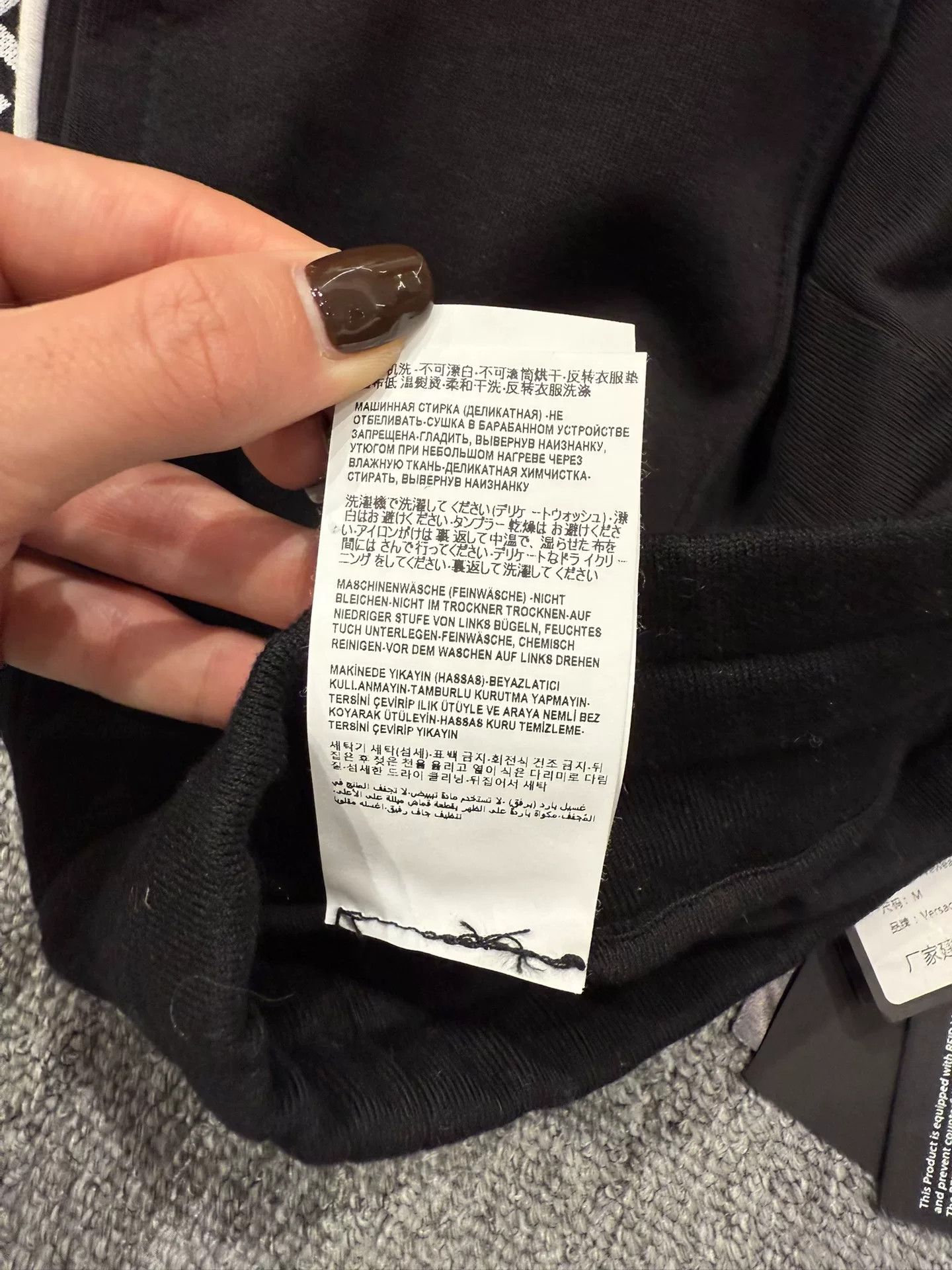 Japanese Brand Versace Sports Pants Size US 28 / EU 44 - 7 Thumbnail