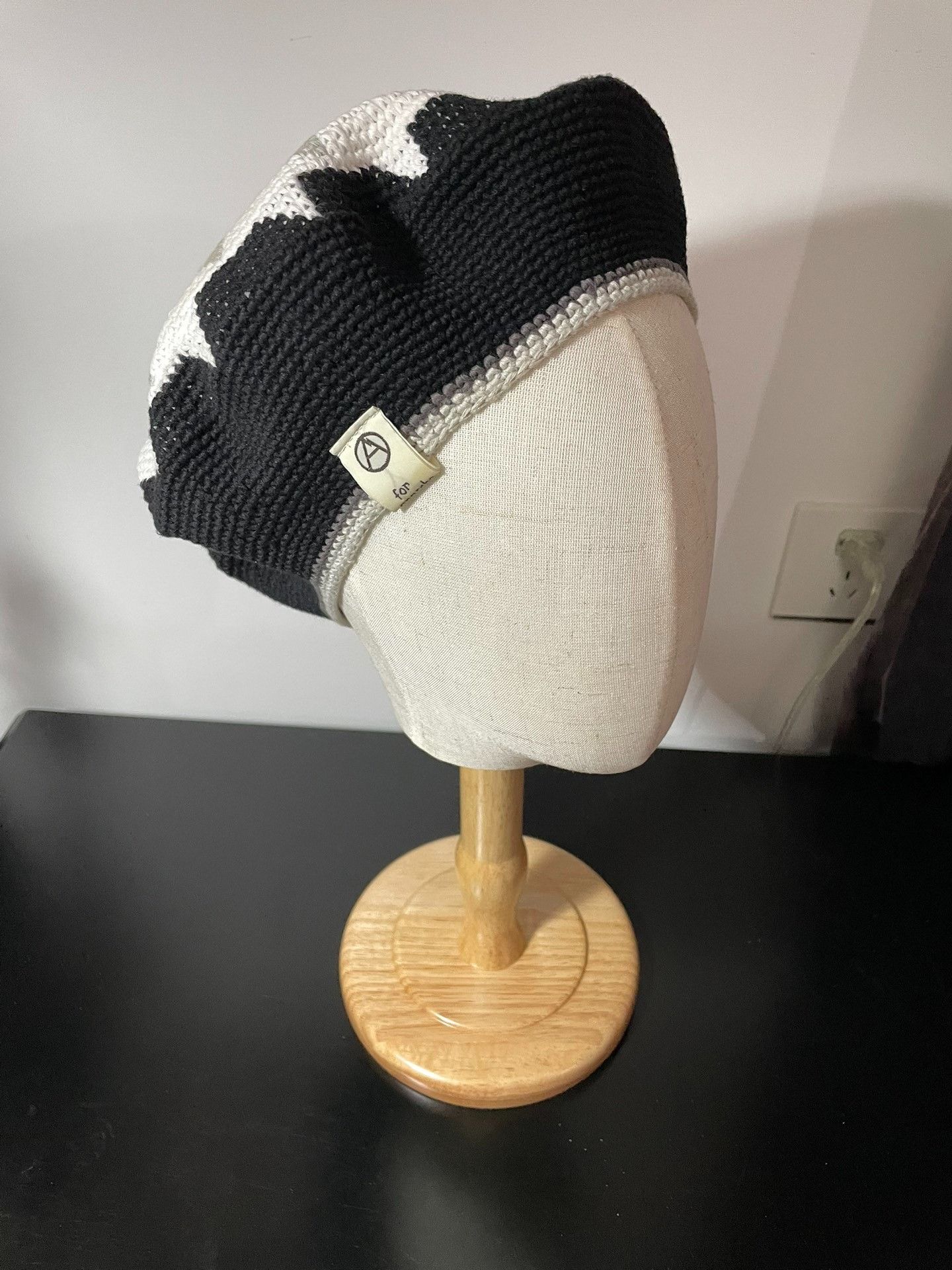 Japanese Brand Mountain Geometric Ethnic Pattern Beret Size ONE SIZE - 3 Thumbnail