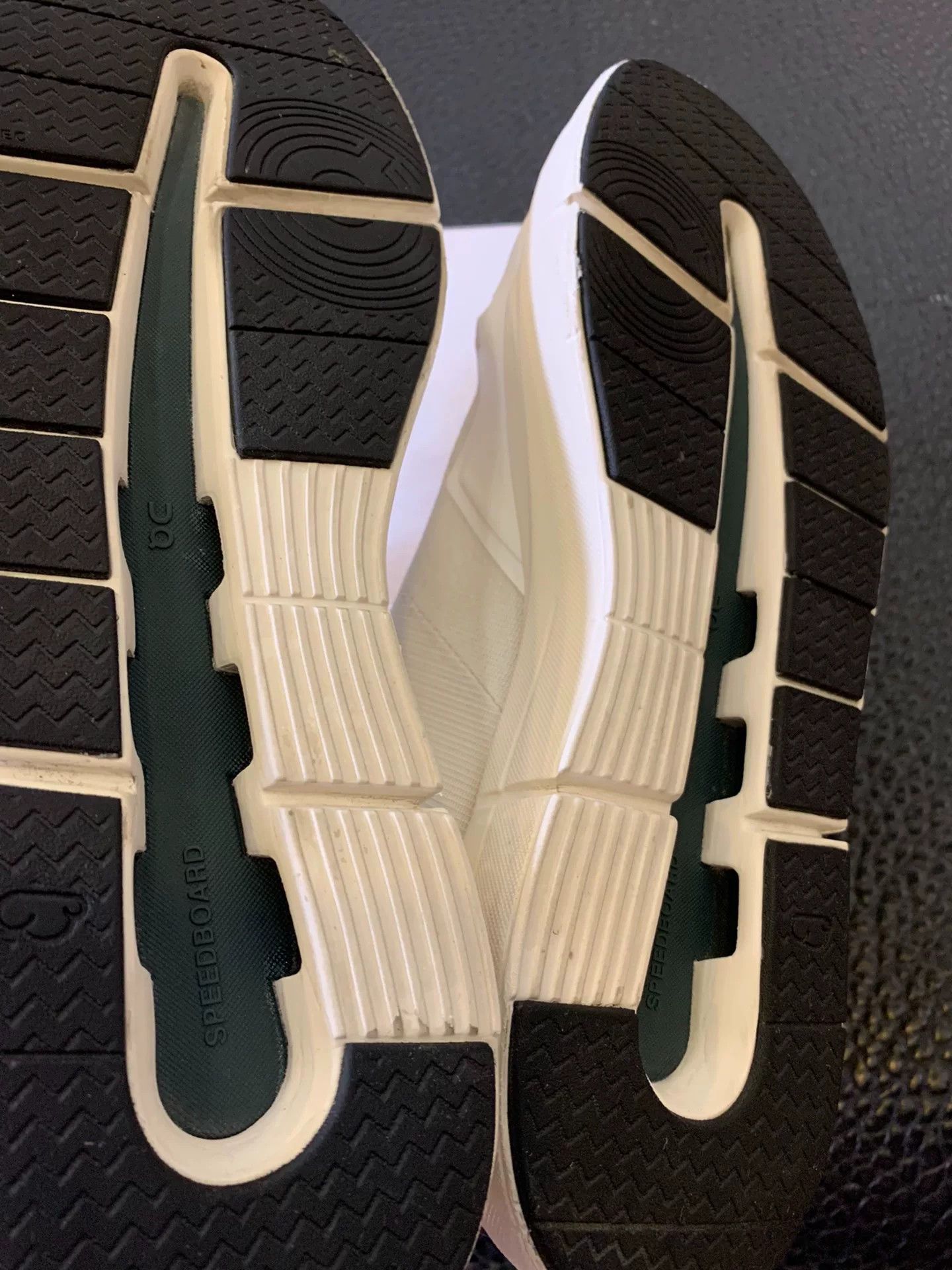Japanese Brand On Running x Federer THE ROGER Spin On Size US 11 / EU 44 - 6 Thumbnail