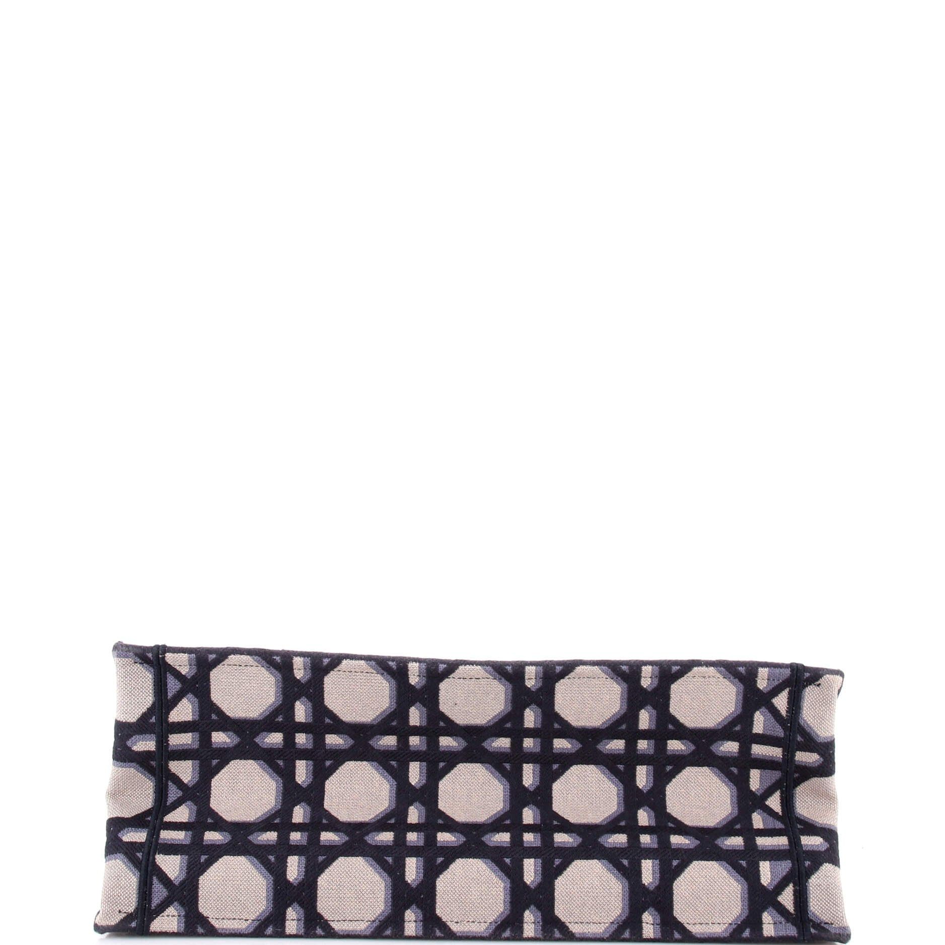 Dior Book Tote Size ONE SIZE - 4 Thumbnail